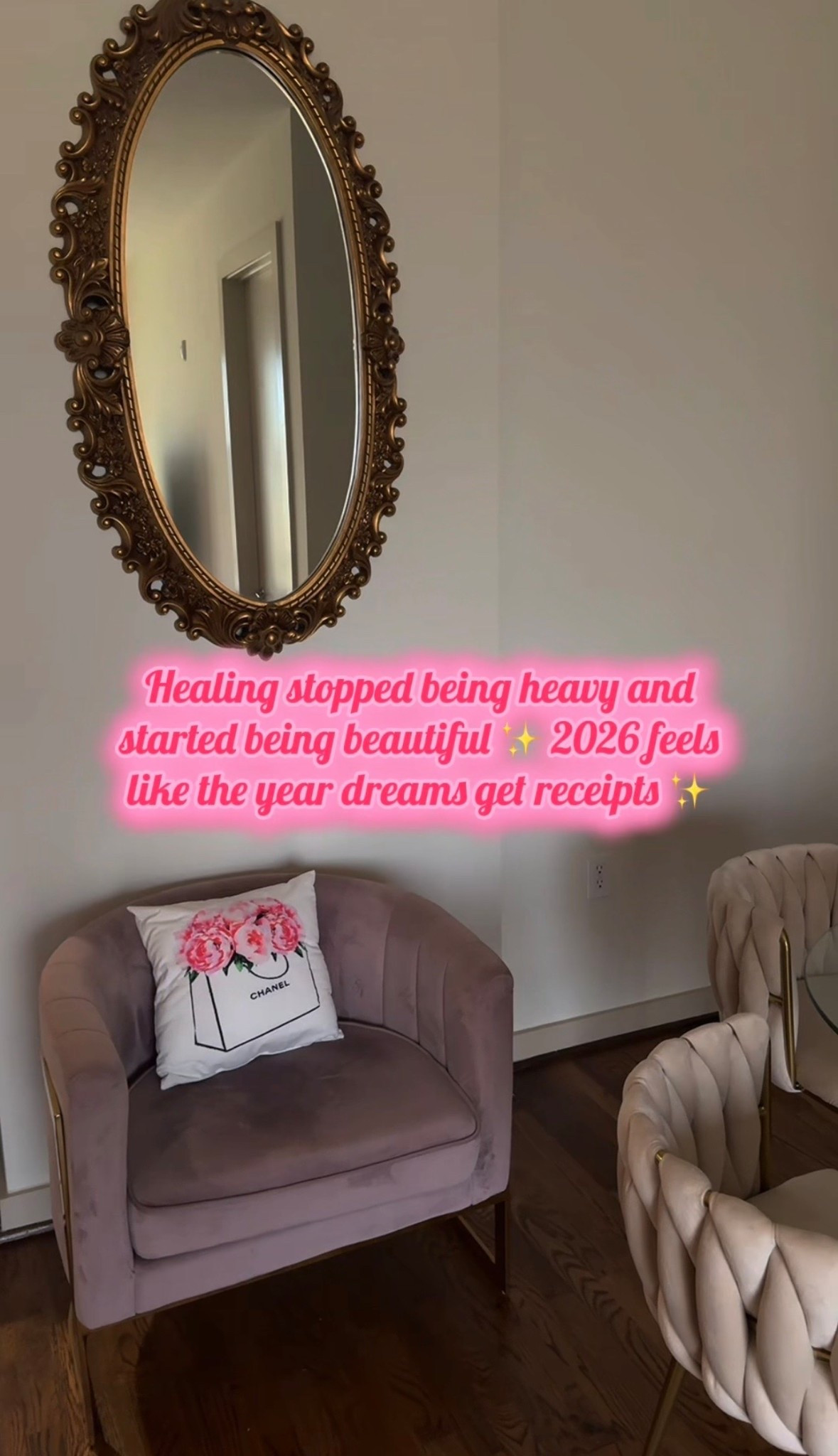 Healing stopped being heavy and started being beautiful ✨ 2026 feels like the year dreams get receipts ✨ #manifestyourdreams #glowupera #cheersto2026 #divinefeminineenergy #lachiccouture

#LTKdayinmylife #LTKHoliday #LTKselfcare