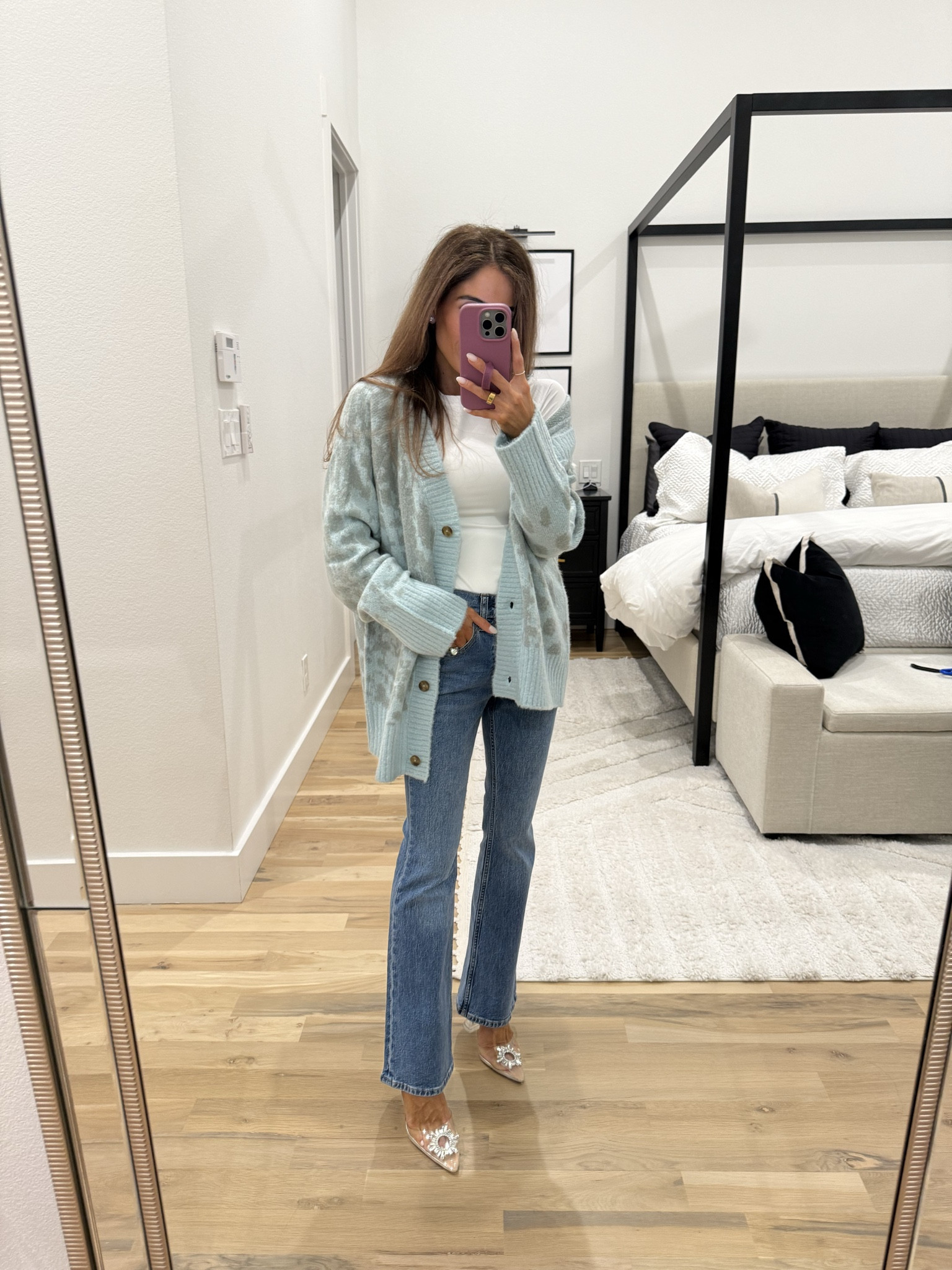 Flare jeans Walmart cardigan size xs winter outfit

#LTKSaleAlert #LTKFindsUnder50 #LTKPetite