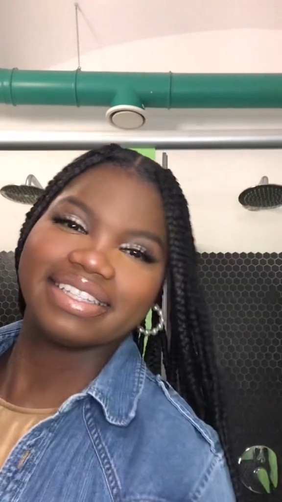 Happy National Lash Day! Sharing mascara and falsie favorites —which are on sale today! 🙌🏾✨

#NationalLashDay #Mascara #Eyelash #Striplash #Tutorial #MakeupTutorial #LeahGlows