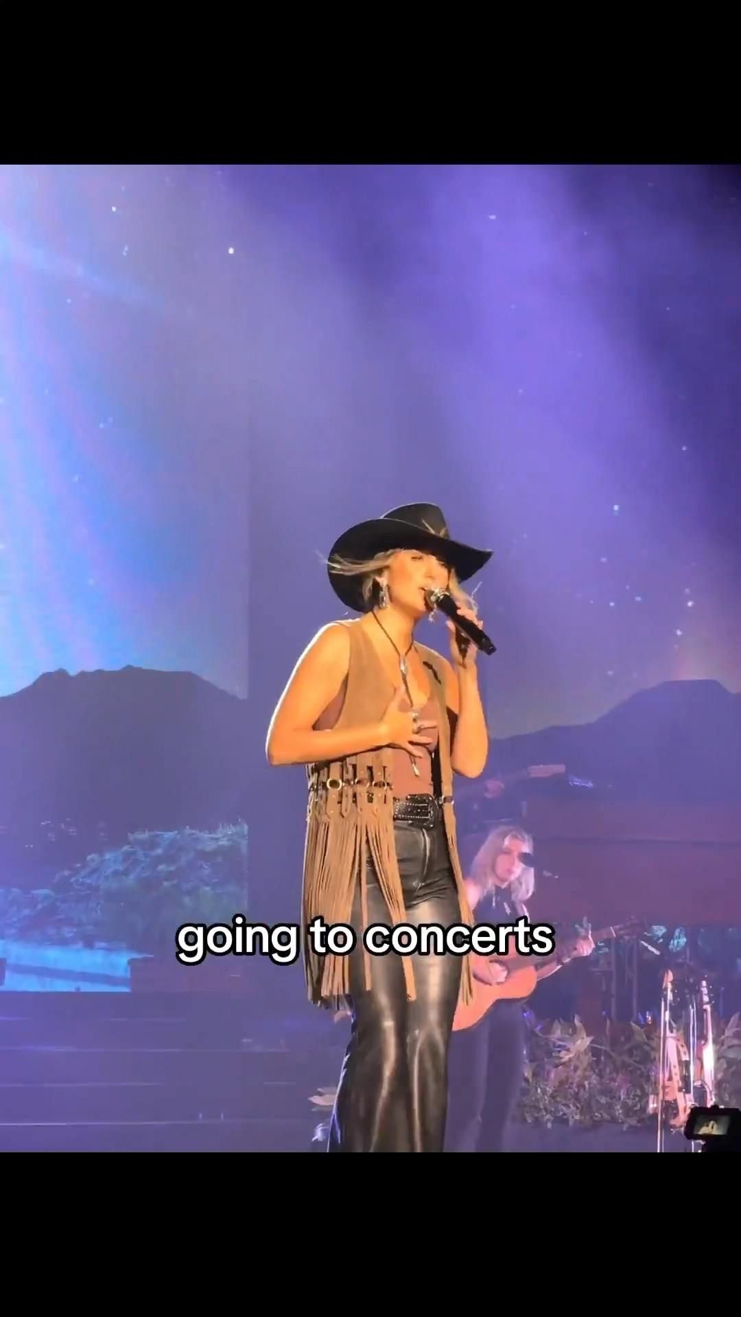 lGifts for her aka gifts for me = concert tickets + a new concert outfit 🎶

I told my bf like boy don’t you even play like you don’t know what I want for Christmas. If it’s not concert tickets, then I’m not interested. Lol

Like yeah im grateful for other gifts and I appreciate the effort, but if you really know me- I’m looking to go to a show, get a new outfit, and I could even take or leave the dinner portion 🤗 I’m an easy girl to please 🎫


Concert outfit inspo + date night 💕

#LTKstorytime #LTKTravel #LTKGiftGuide