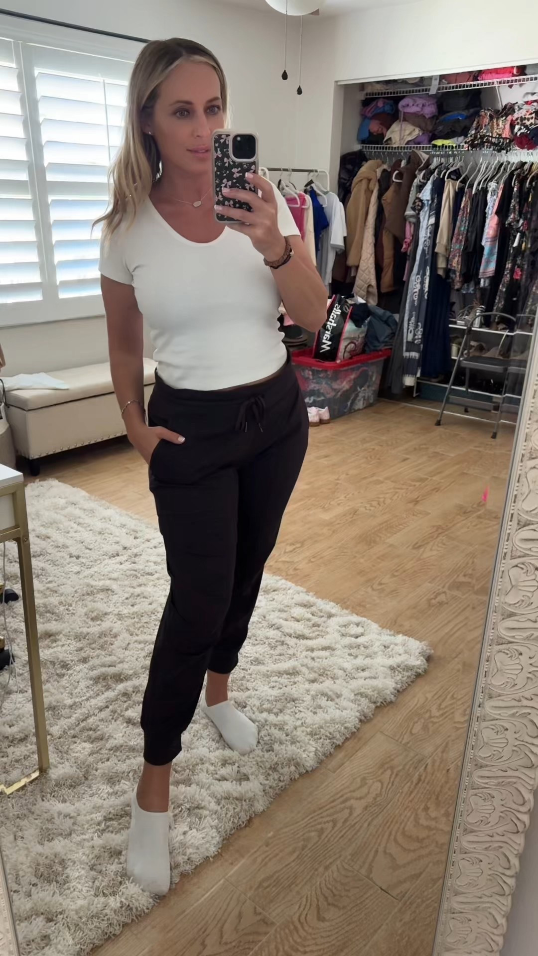 Lululemon joggers 

#LTKActive #LTKMidsize #LTKFindsUnder50