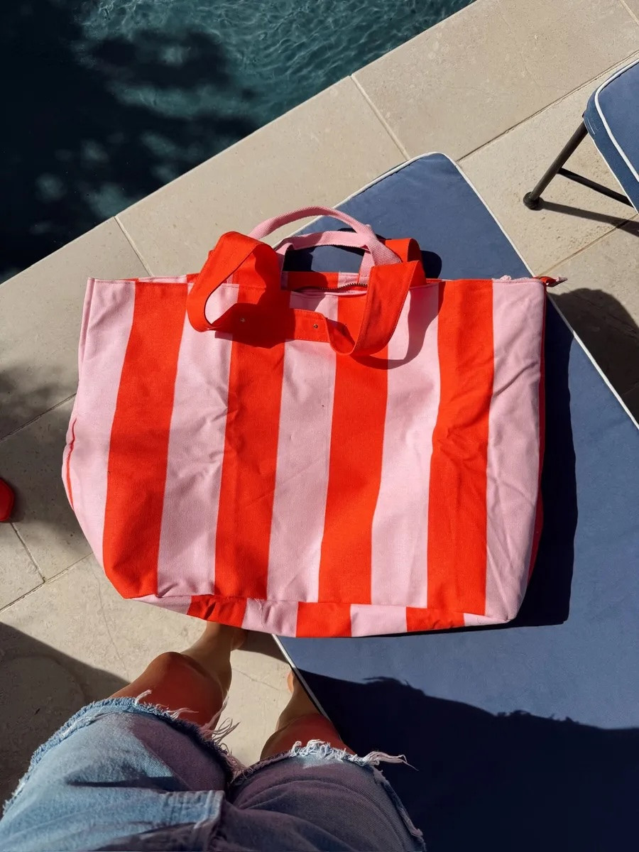 This Amazon bag is perfect for the beach and fits SO much! 

Summer finds, Amazon finds, travel, vacation, beach bag, Katy Roach, livingmybeststyle 

 #LTKSeasonal #LTKTravel