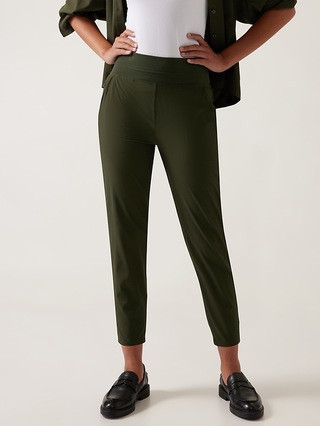 Nolita Slim Tapered Crop Pant | Athleta