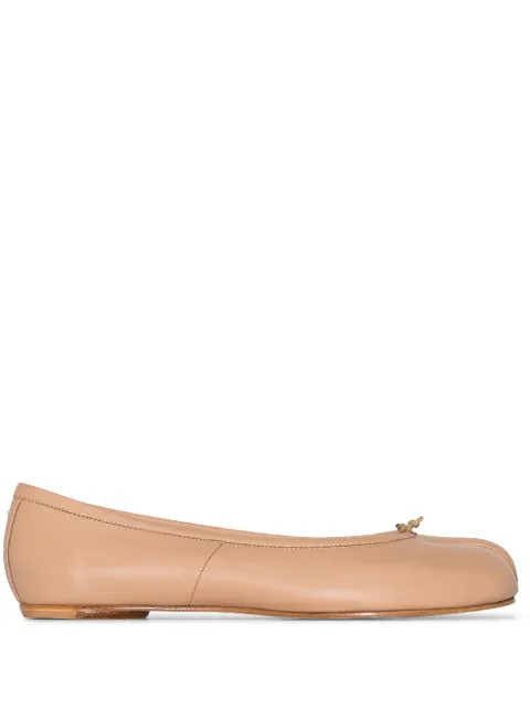 Tabi-toe leather ballerina shoes | Farfetch (UK)