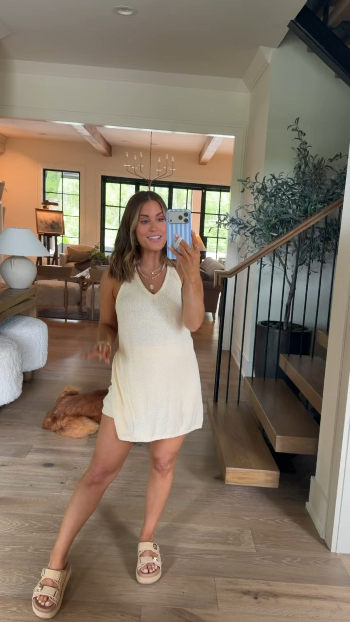 Just got my Amazon order in with lots of comfy everyday sets I can wear this summer- currently 16 weeks pregnant, and love these easy and comfy outfit looks! Wearing an xs in this halter set