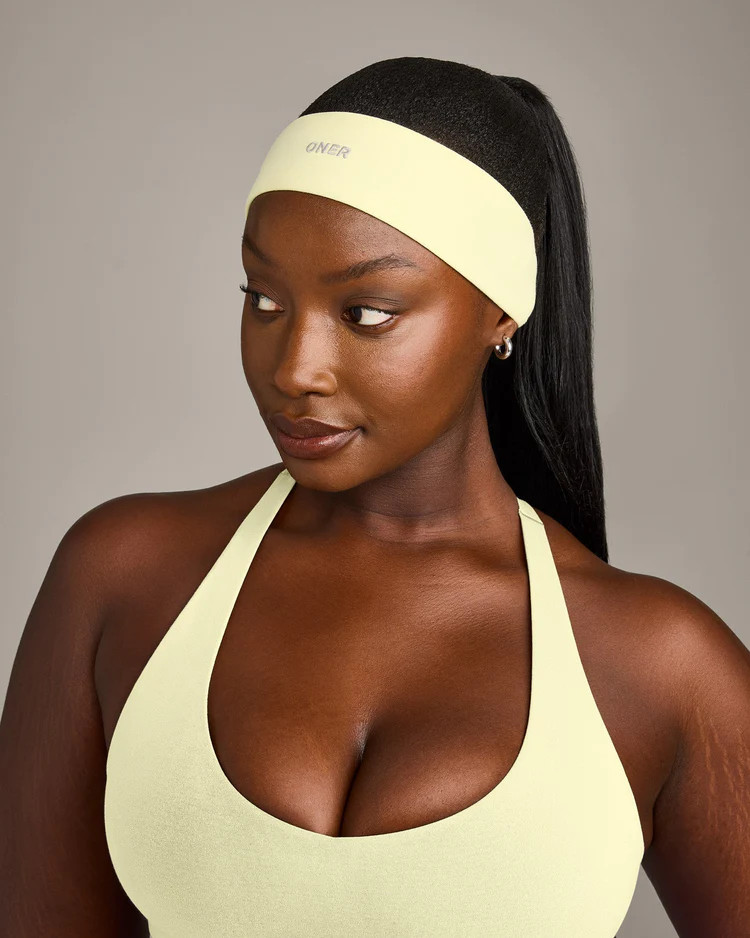 SoftMotion™ Headband with Gray Logo 
 Pastel Yellow | Oner Active (UK / US)