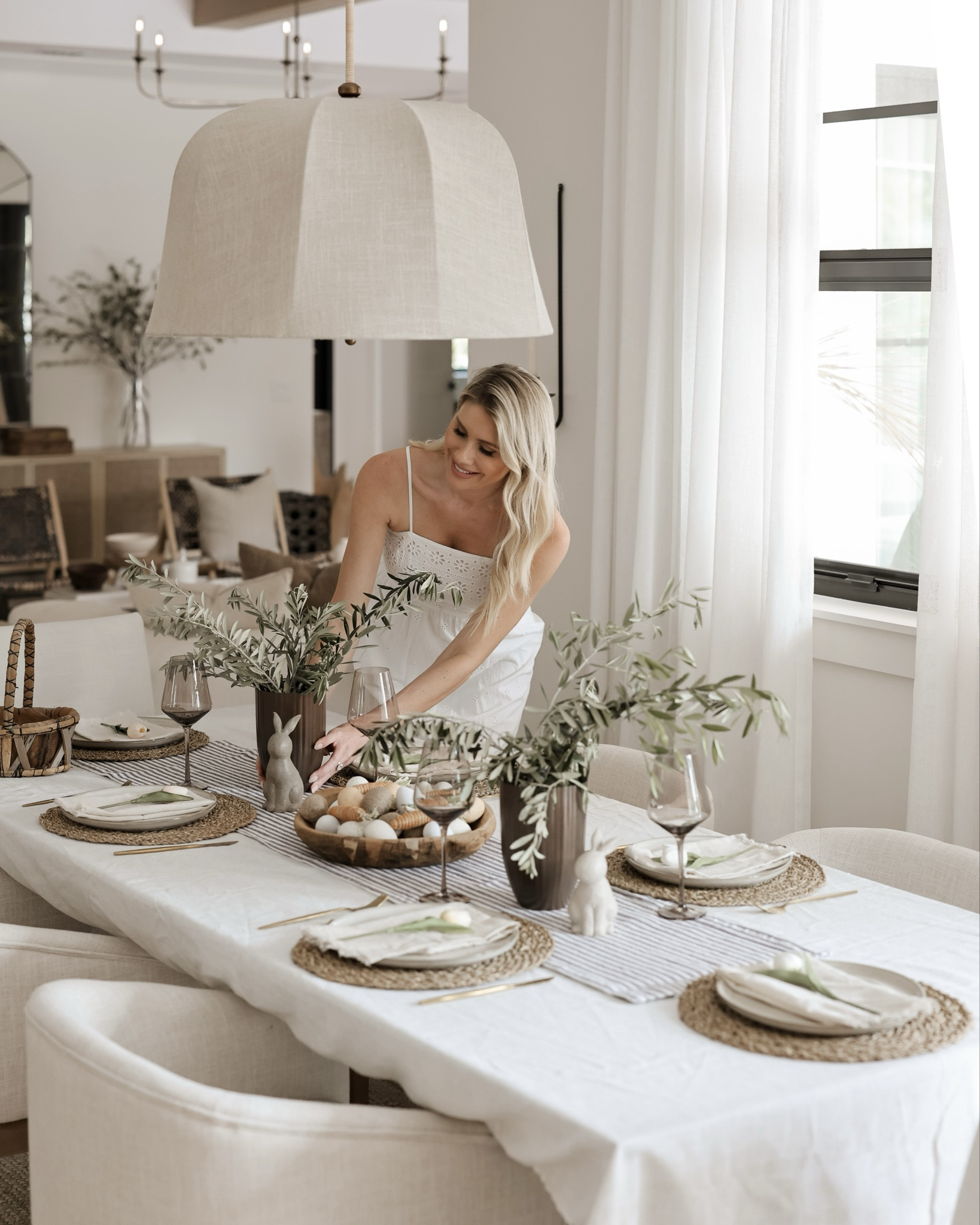 Easter table scape! #diningroom #centerpiece 

#LTKHome