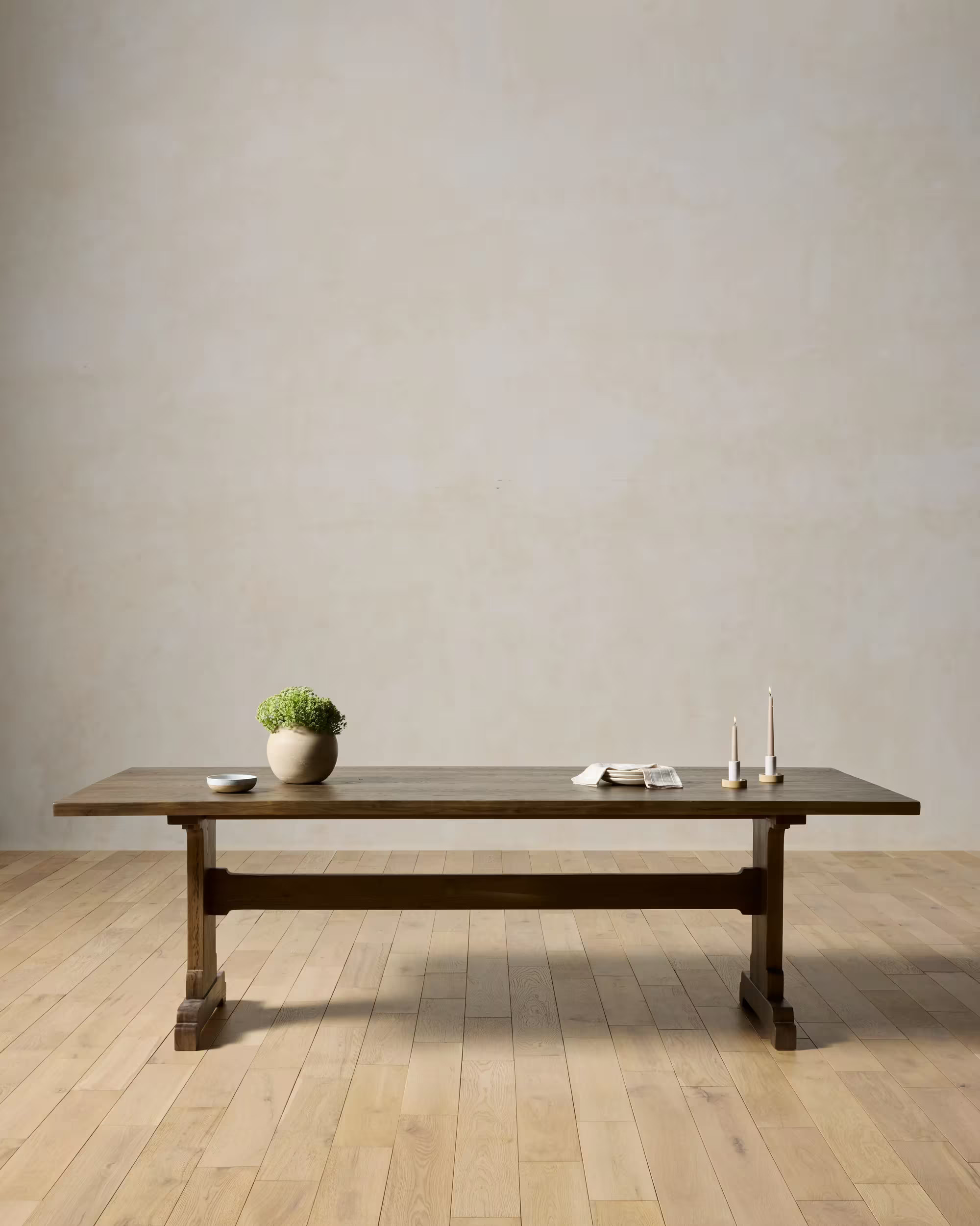 Yorkshire Dining Table | Joon Loloi | Joon Loloi