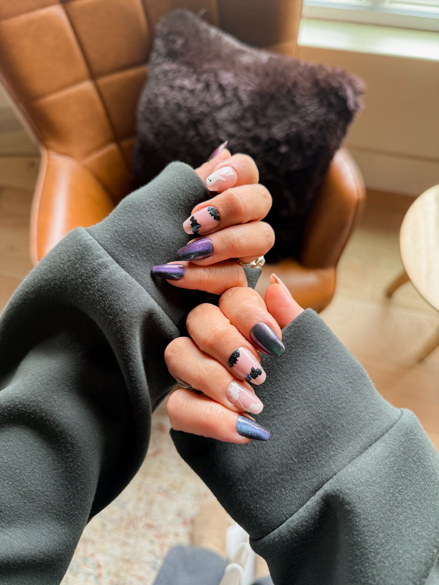 Halloween nails compliments of @Ultabeauty
#ad #ultabeauty
And lots of other great nails finds, plus Halloween makeup must-haves


#LTKHalloween #LTKBeauty #LTKFindsUnder50