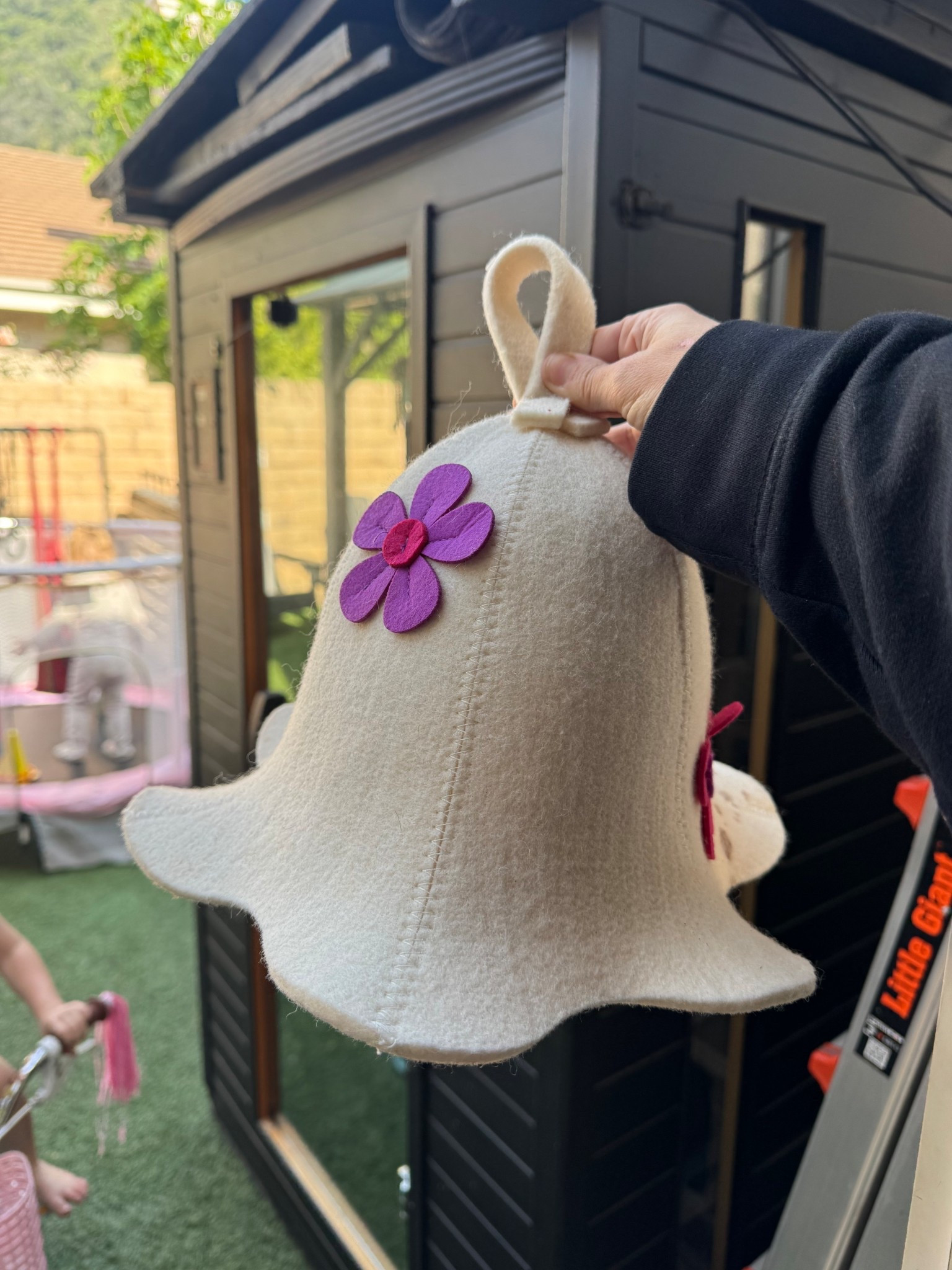 I am on a SELF CARE MISSSSSSION ladies. Literally everything possible to make it as easy as possible while still being home with the babies. They sleep, I go in the sauna. we’re playing? I got my smoothies on, facemask, etc. they need to see mom also take care of herself 💕💕

#LTKselfcare #LTKmomlife #LTKfitnessgoals