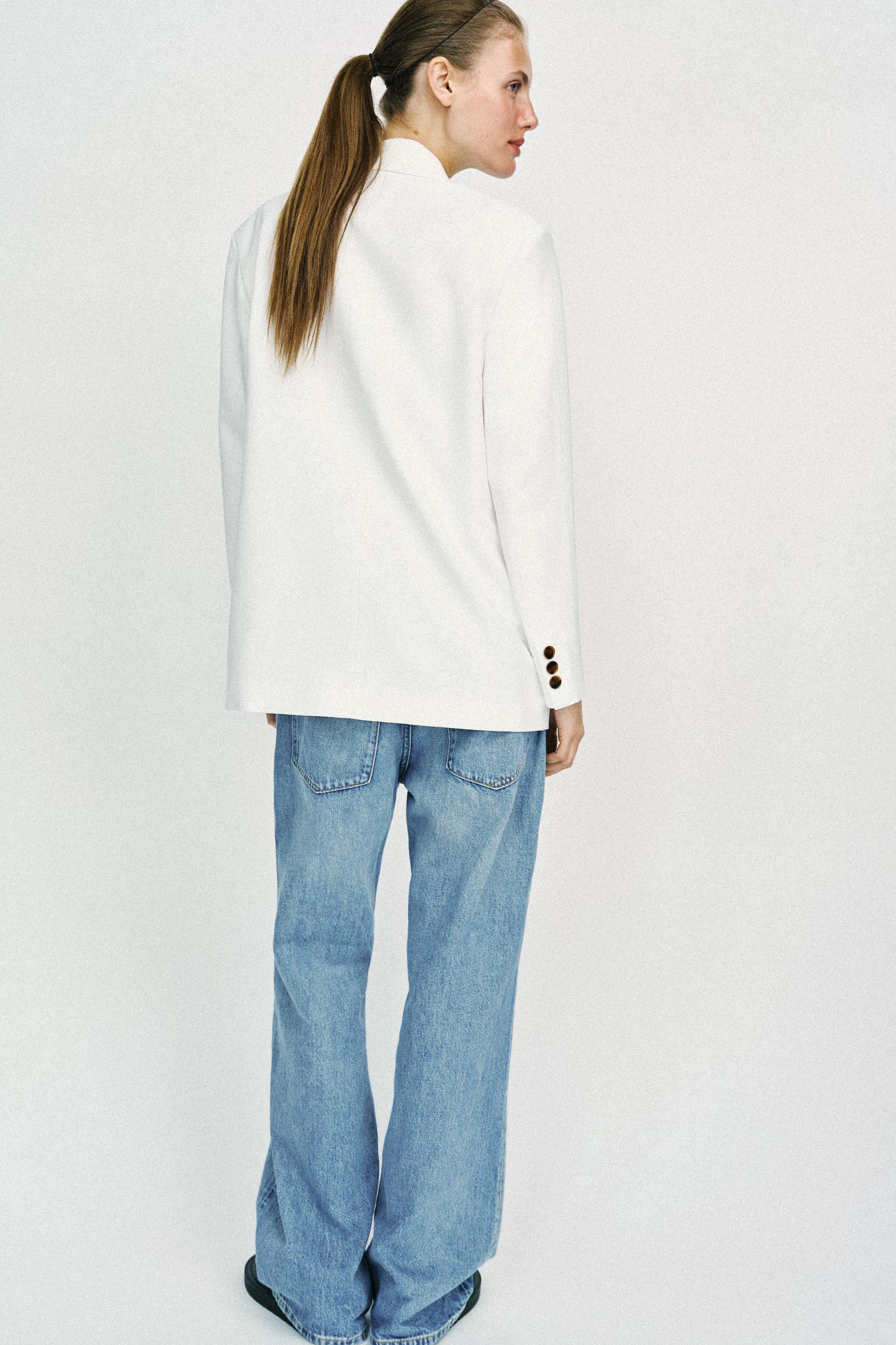 OVERSIZED DOUBLE BREASTED BLAZER WITH SHOULDER PADS | Zara US