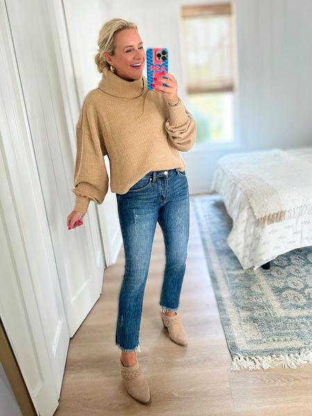 Spend $150+ get 25% off. This sweater is fall perfection. Wearing a size small. Jeans are risen brand and so good. Wearing a size 25

#LTKstyletip #LTKsalealert #LTKunder100