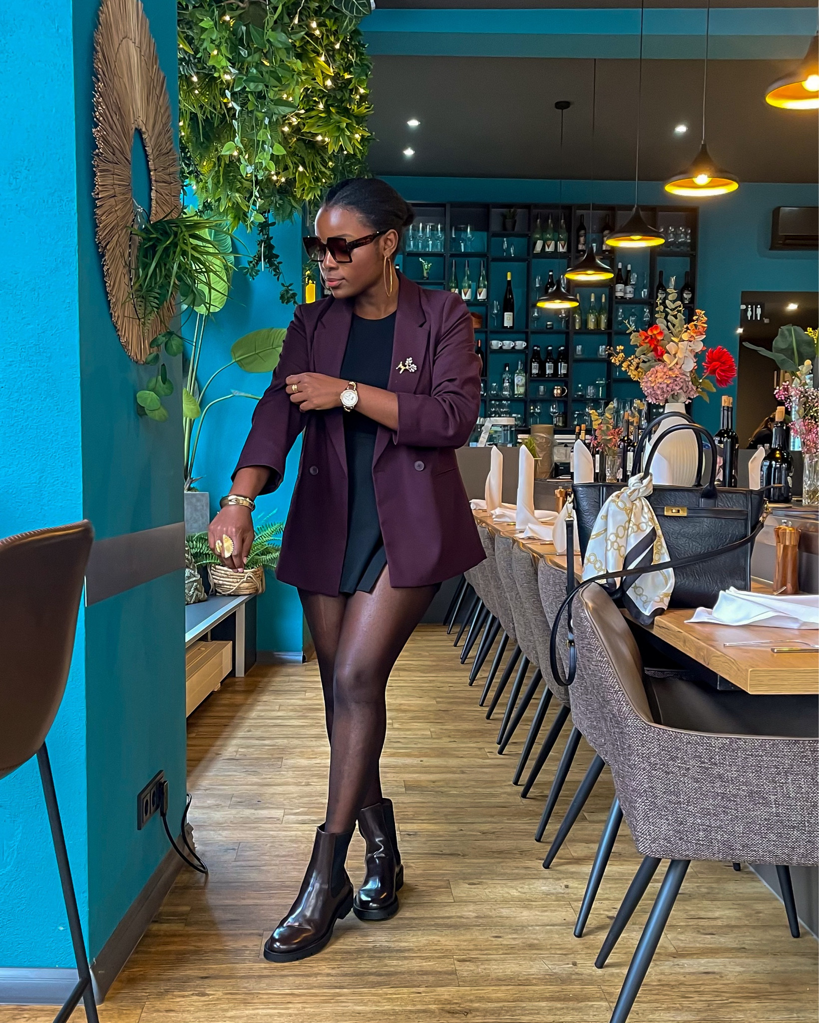 Brunch Outfit
Skort Size 40
Blazer Size M
Boots Size 41 
