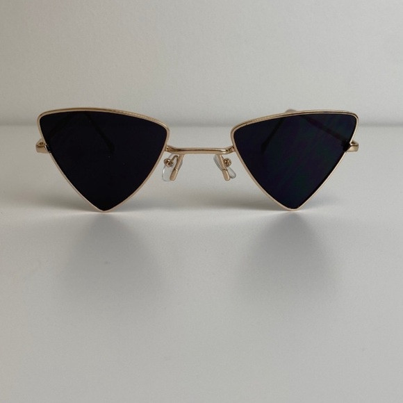 Black triangle sunglasses | Poshmark