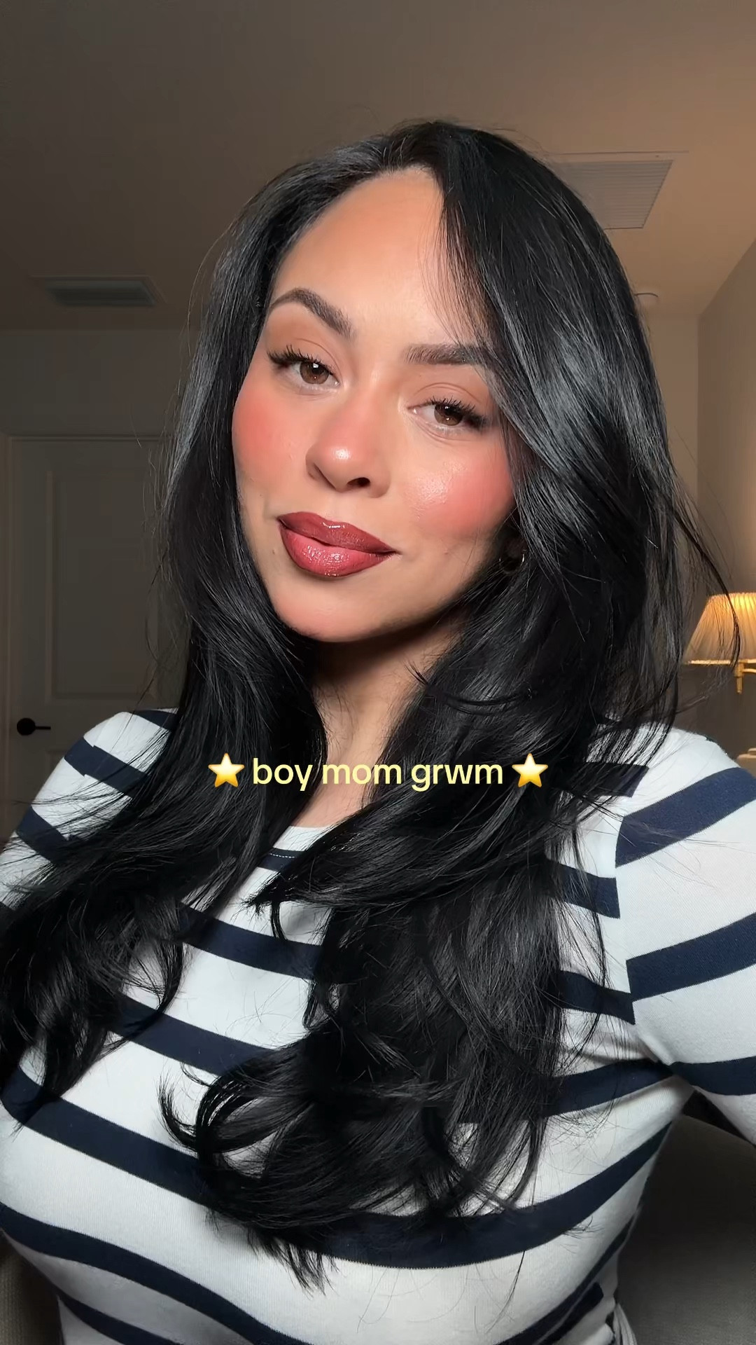 LIP STAIN : WARM BROWN
LIP LINER : UNIVERSAL EARTH 
LIP GLOSS : BIARRITZ
FOUNDATION : 2N 
CREAM CONTOUR : 02 
CONCEALER : 
CREAM BLUSH : CANDY APPLE
POWDER : 1 FAIR 
BLUSH : CHERRY 
BRONZER : 

#LTKgrwm #LTKBeauty