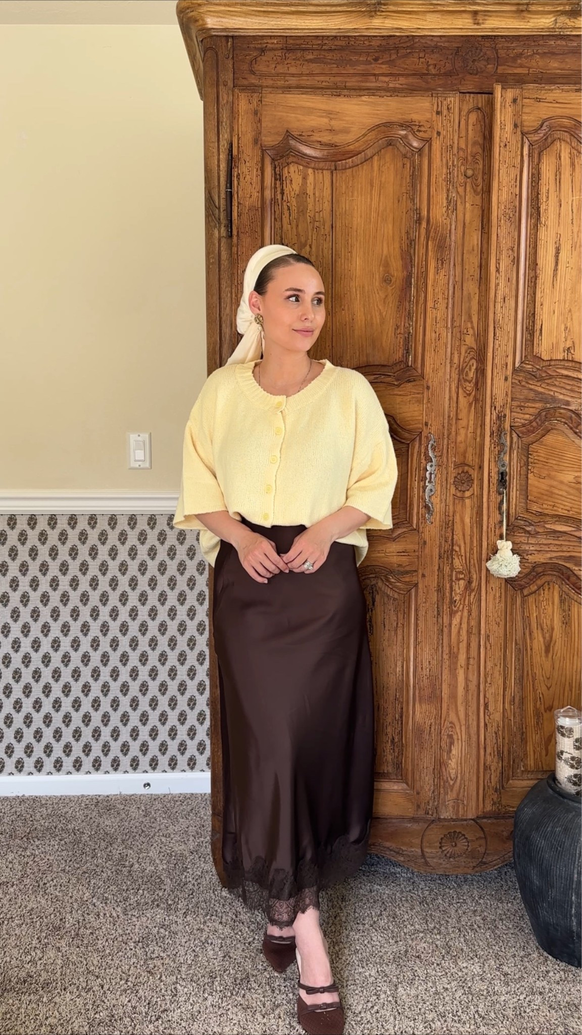 Instant mood booster✨
New favorite color combo butter yellow + brown. The ultimate spring-to-summer transition palette.

#LTKstyletip #LTKunder100 #ColorCombo #ButterYellow #ChocolateBrown #SpringOutfits #SummerStyle #OOTD

#LTKgrwm #LTKootd #LTKmomlife