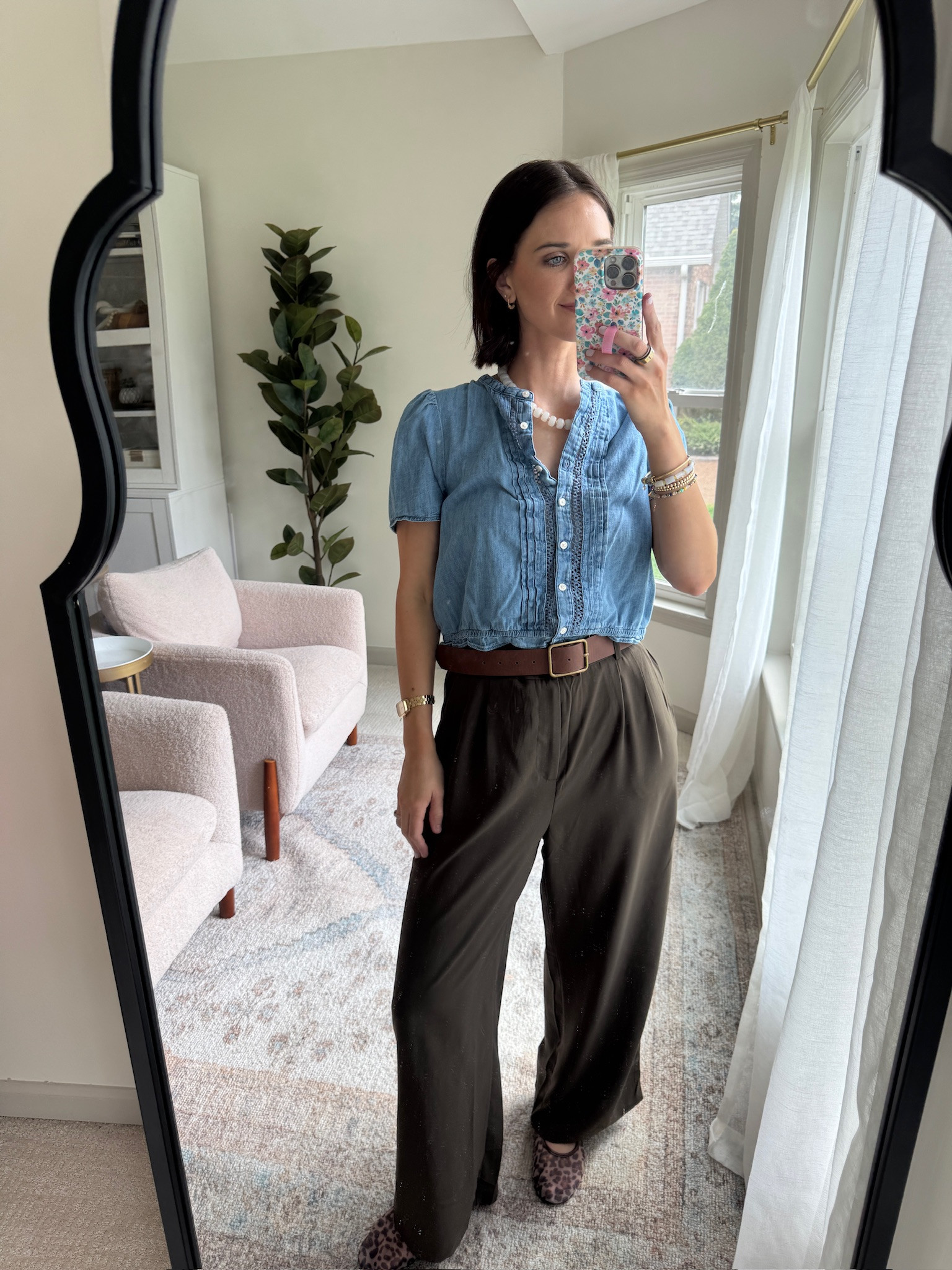 How many times can I style this denim top 👀👀

Wearing a size small

Business casual, work wear, teacher outfits, denim top, slacks, Amazon slacks, Hallie Ragan

#LTKgrwm #LTKootd #LTKSeasonal