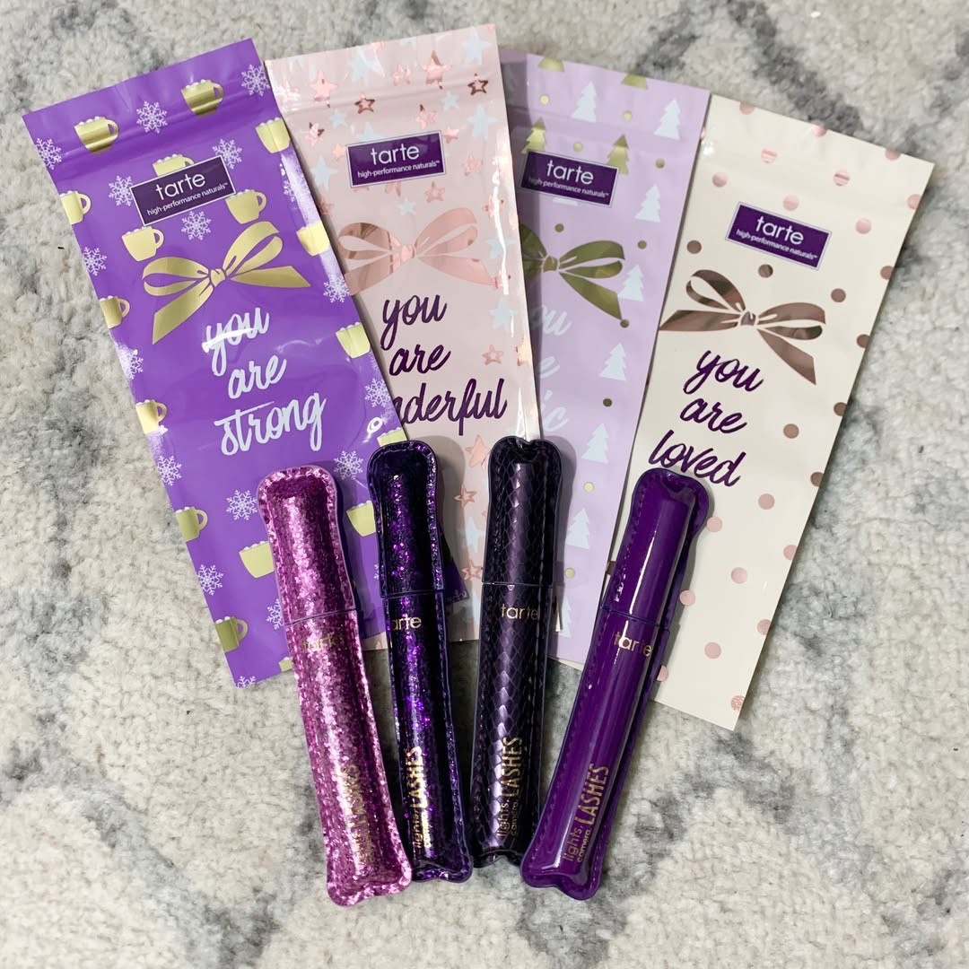 Get 5 Tarte Mascaras (my pic is old) for $30 when new customers use WELCOME20 at checkout. Includes the gift bags which makes these great for secret santa, teacher gifts etc!


#LTKFindsUnder50 #LTKSeasonal #LTKBeauty