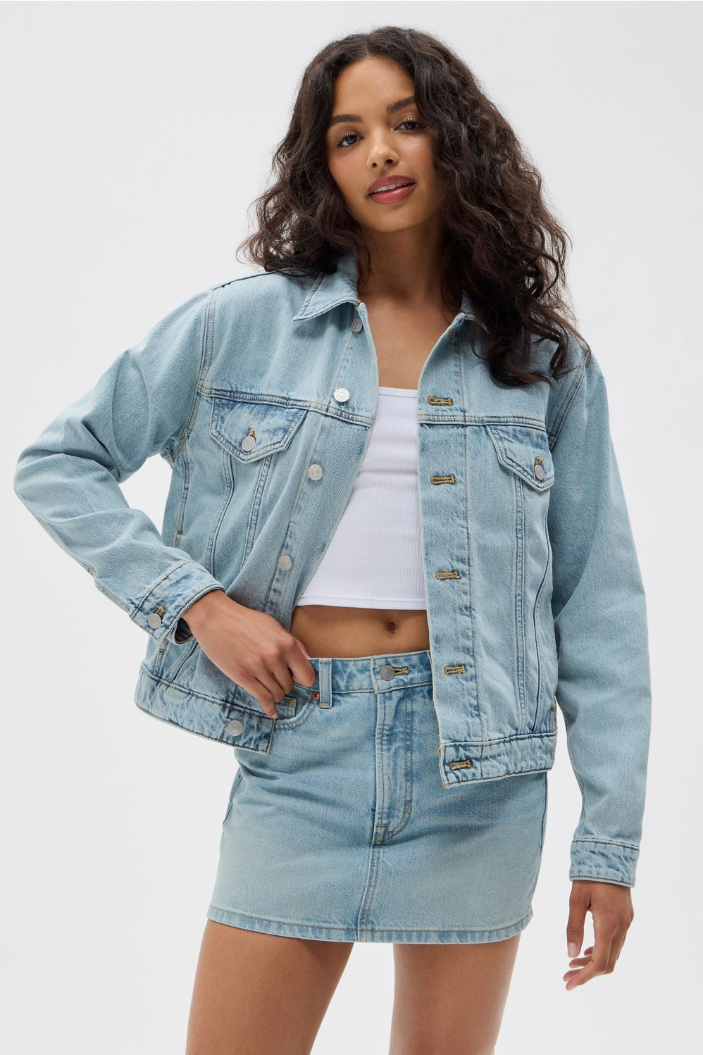 Relaxed Denim Jacket + Denim Mini Skirt 2-Piece Outfit | Fabletics