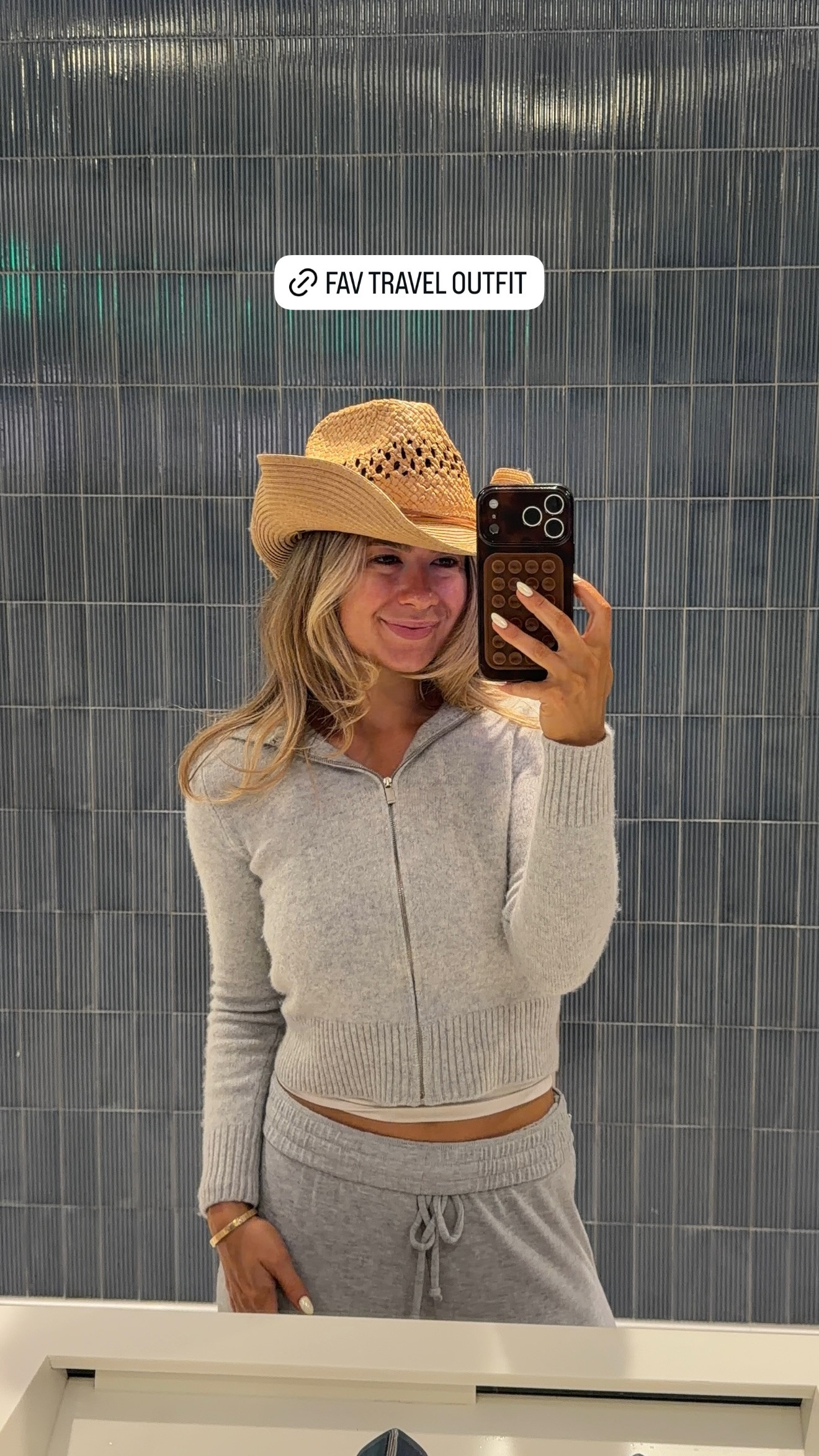 travel outfit!! otw to stagecoach 

 