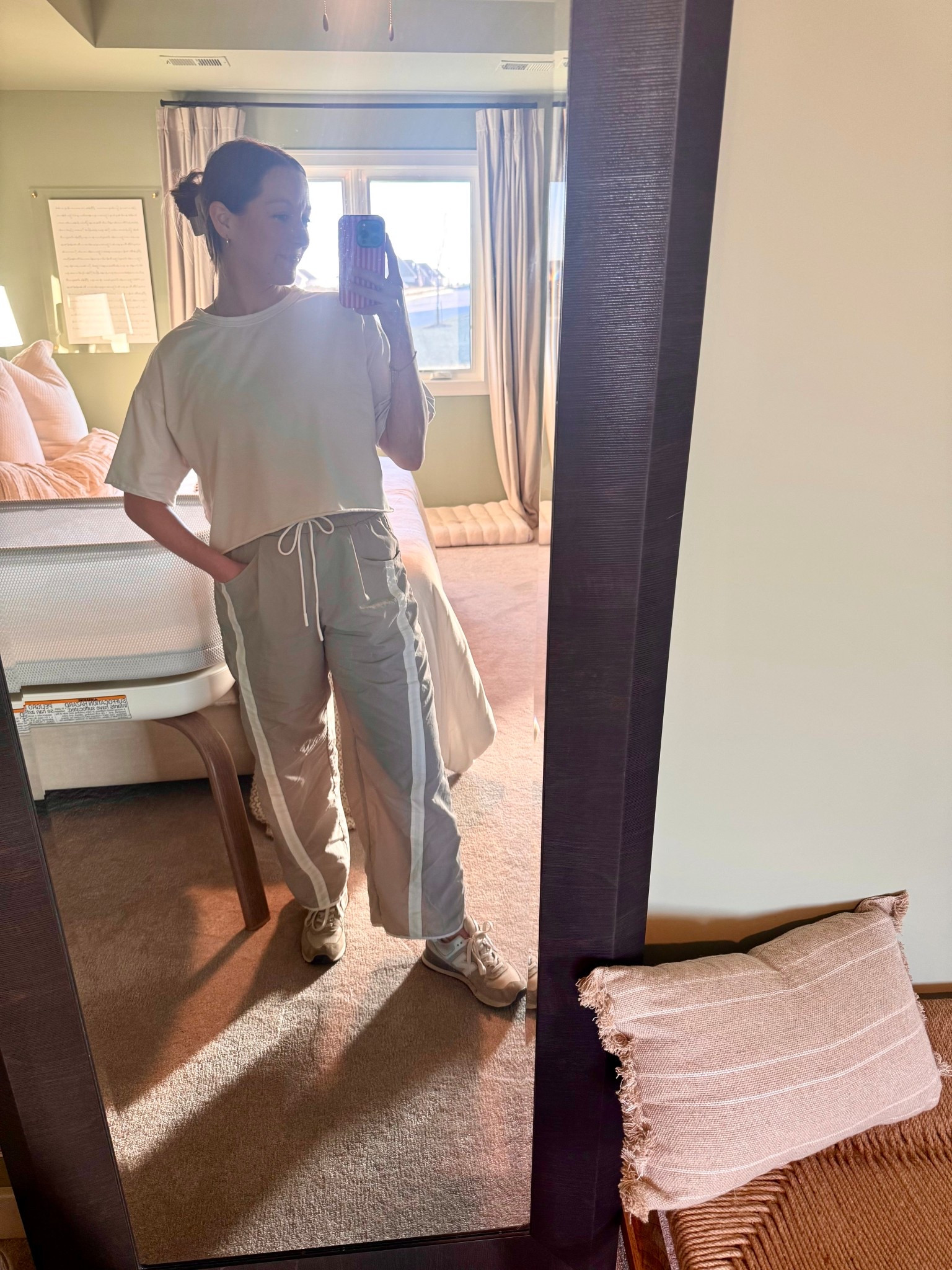 Easy and cute mom ootd 🩶

#LTKootd #LTKmomlife #LTKgrwm