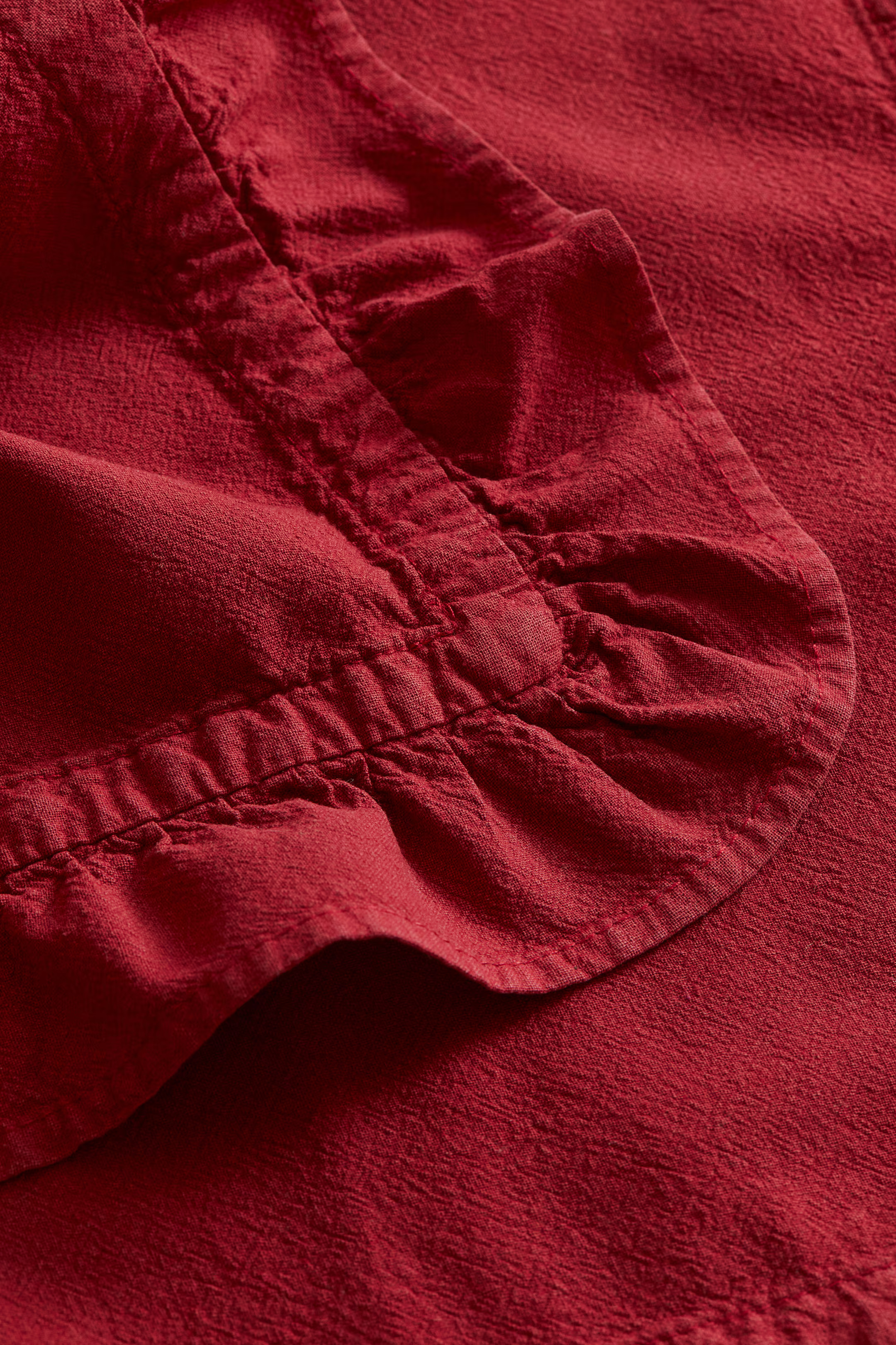 2-pack Ruffle-trimmed Napkins - Dark red - Home All | H&M US | H&M (US + CA)