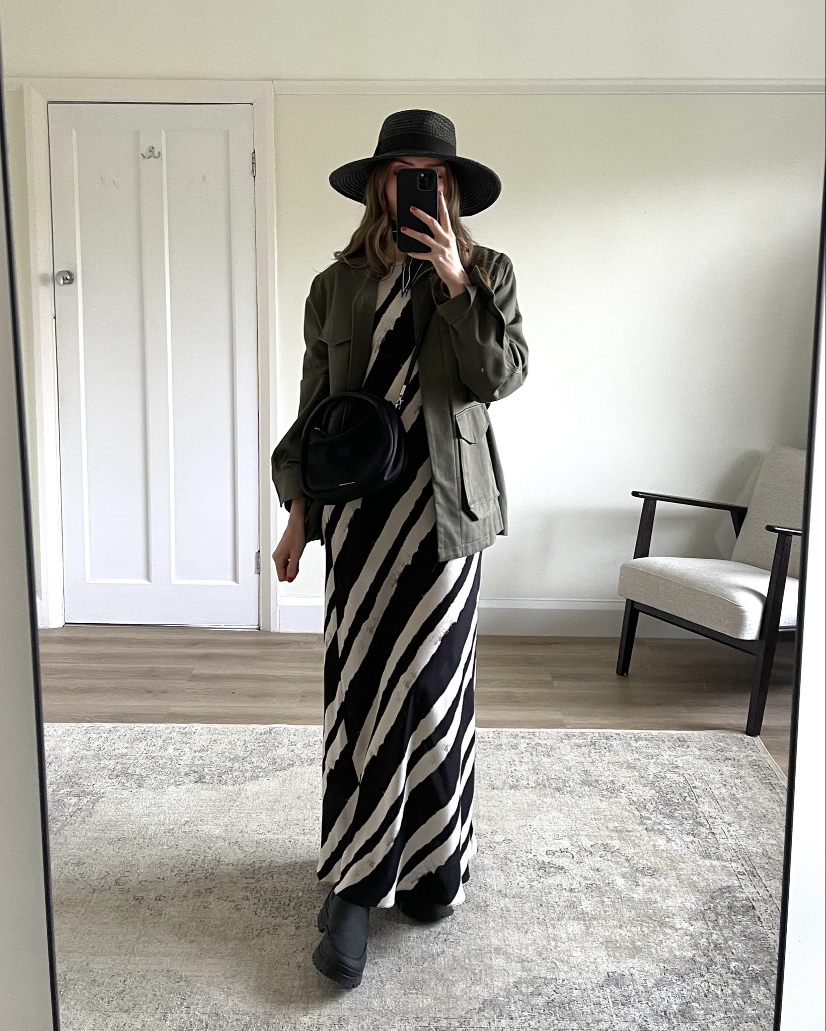 Wearing…

A size 12 in the New Look Black Diagonal Stripe Maxi Dress
I’m 5 ft 6 for an idea of the length

Styling it for Glastonbury! Accessorising with…

Ganni mini knot bag

Chunky black boots (mine are the Barbour Reine boots from last year)

Khaki green utility jacket (mine is Toteme, exact and similar linked)

Ralph Lauren neck scarf 
EMILY15 for 15% off



Festival outfit, summer outfits, dress, spring outfits, maxi dress, Glastonbury outfits

#LTKSeasonal #LTKeurope #LTKFestival