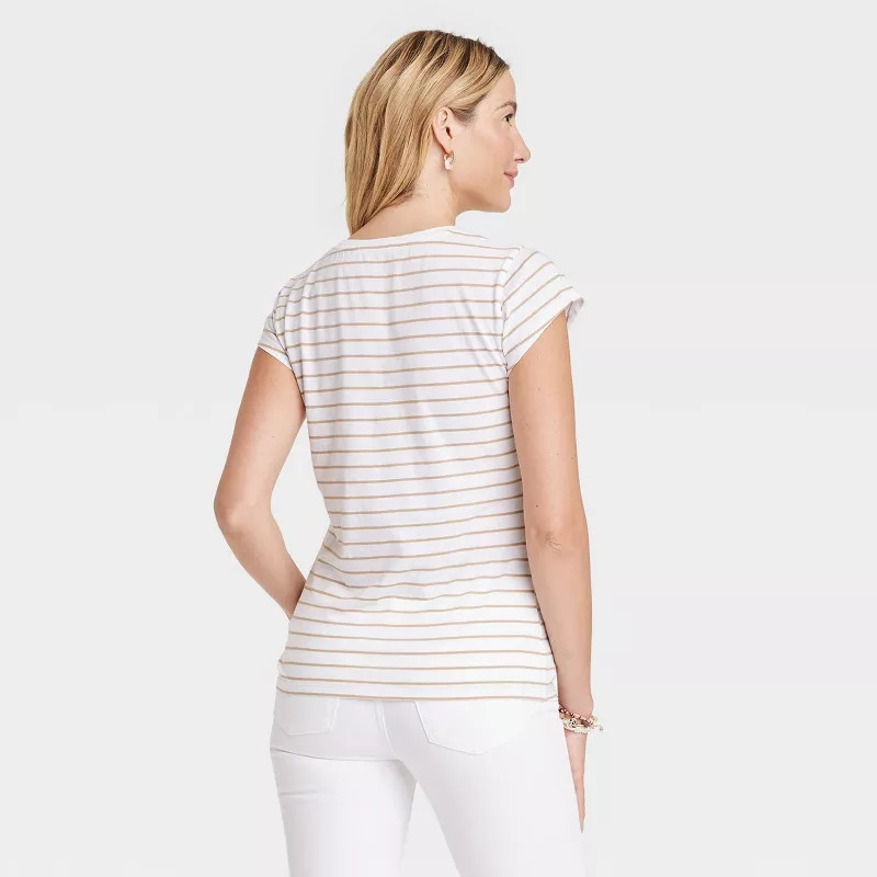 Women's Fitted Short Sleeve T-Shirt - Universal Thread™ | Target
