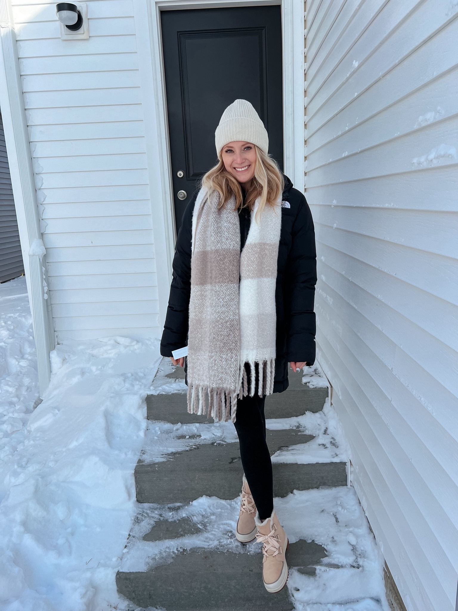 pov it’s January 🌨️🧣☃️


Winter outfit, winter scarf, winter hat, winter boots, Sorel boots, North Face winter coat, cream, ivory, neutral winter style

#LTKshoecrush #LTKSeasonal