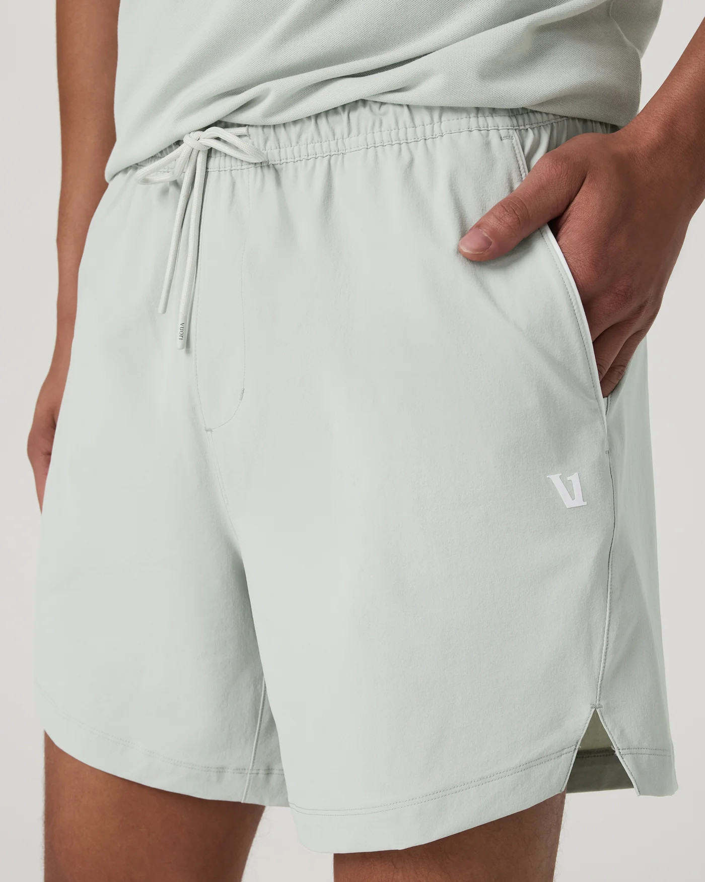 Crosscourt Short Unlined 7" – Men's Moonstone Tennis Short – Shorts – Vuori | Vuori Clothing (US & Canada)