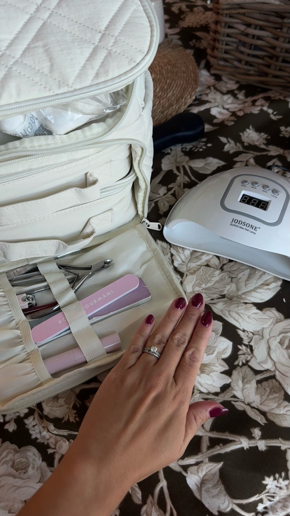 At home gel manicure // Amazon nail kit // uv lamp // nail polish organizer