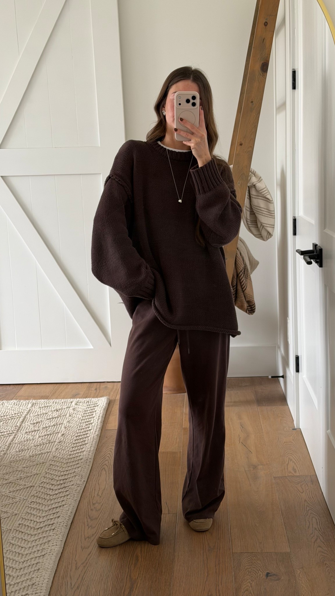Comfy casual outfit to drop my kids off when I feel like garbage 🫠

#LTKfall #LTKcanada #LTKstyletip