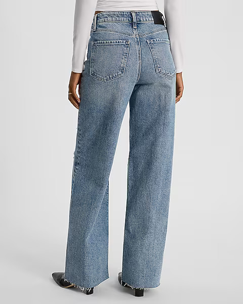 High Waisted Medium Wash 50/50 Rigid Stretch Ripped Wide Leg Jeans | Express
