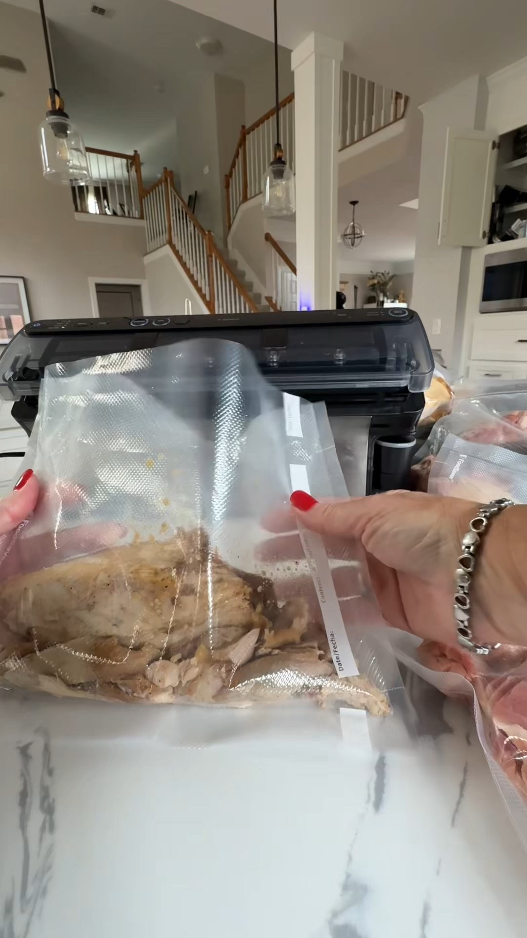 I use my vacuum sealer constantly, so consider this your gentle nudge to grab one while it’s on Black Friday sale 🤝✨

I’m vacuum-sealing our leftover fried turkey and ham and this thing keeps food fresh up to 5x longer with zero freezer burn. I use it for leftovers, meal prep, freezer meals, sous vide, and even sealing soups + sauces (yes, it handles liquids!).

With settings for Dry, Moist, Liquid, Marinate, Sous Vide + Pulse, automatic bag detection, built-in roll storage, and a handheld sealer for zipper bags + containers… it’s one of my most-used kitchen tools.

If you’ve been thinking about it—this is your sign. Your freezer (and your wallet) will thank you later. 🦃🥓❄️


vacuum sealer, foodsaver, kitchen must haves, Black Friday deals 2025, leftover storage, freezer meal prep, keep food fresh longer, no freezer burn, Thanksgiving leftovers, kitchen gadgets, home chef tools, meal prep essentials, food preservation, sous vide prep, freezer organization, pantry organization, Black Friday kitchen deals

#LTKHoliday #LTKHome #LTKfoodie