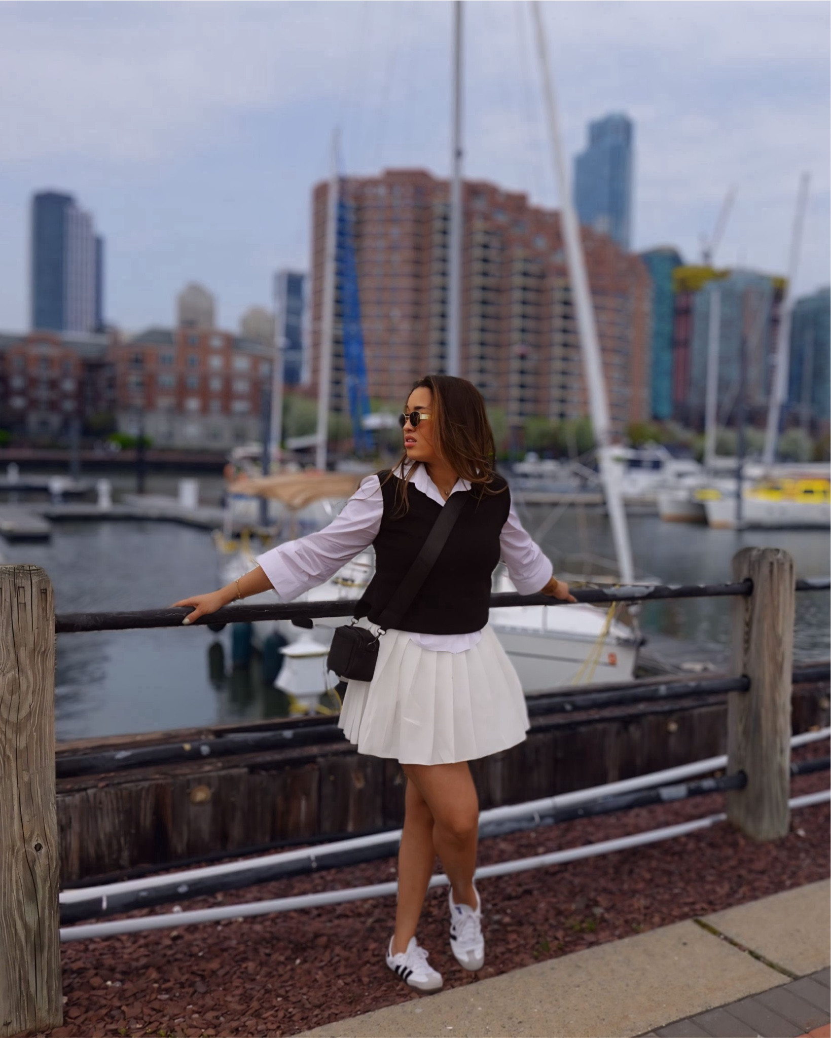 Between skyscrapers and waves 🌆🌊

#UrbanCoastal #SeaBreeze #SkylineVibes #OceanMood #Cityscape #MinimalAesthetic #PreppyStyle #SneakerStyle #WeekendLook #LifestyleBlogger

#LTKTravel #LTKSeasonal #LTKBeauty
