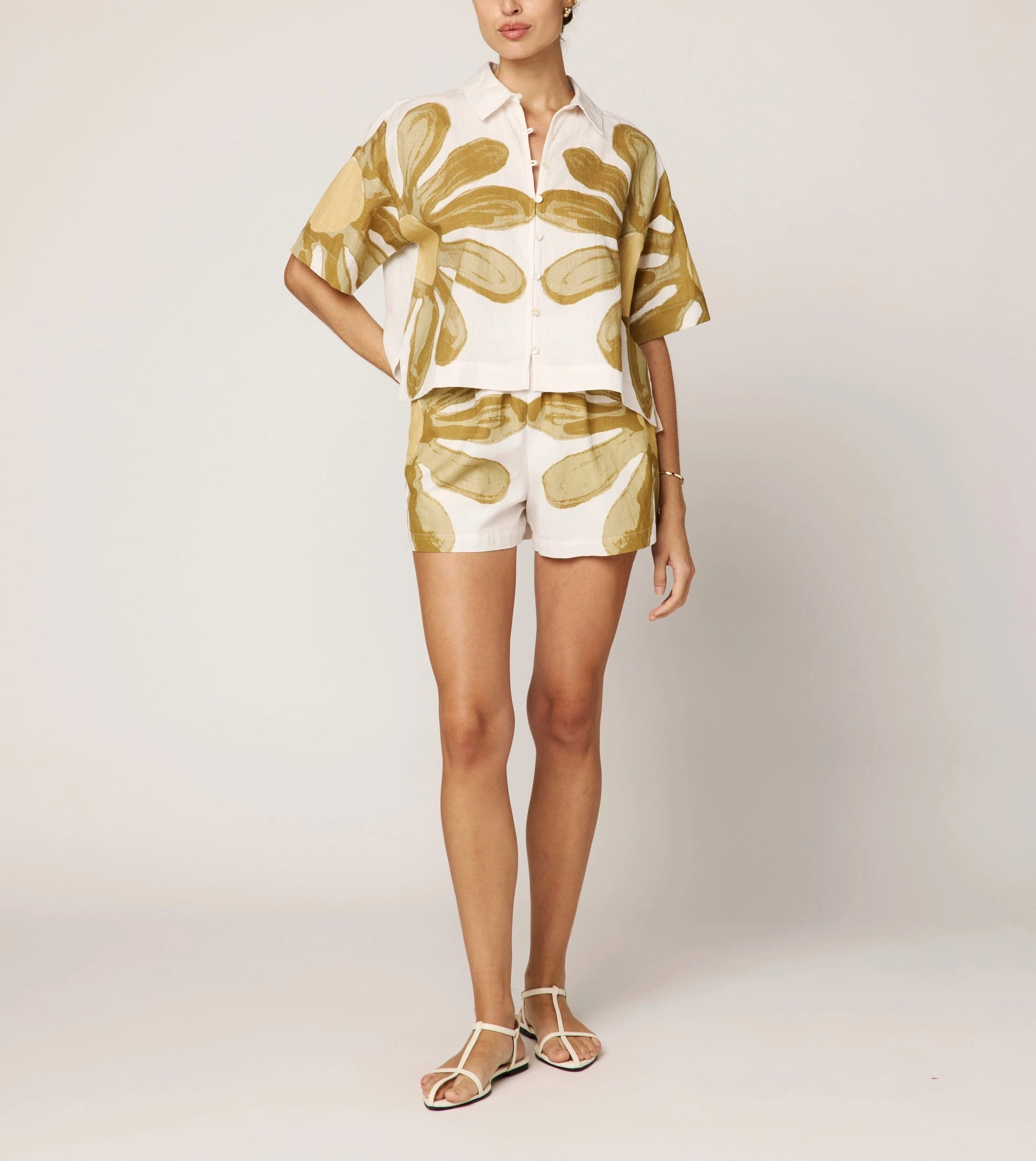 Pierre Short | Floral Placed Print | Cleobella