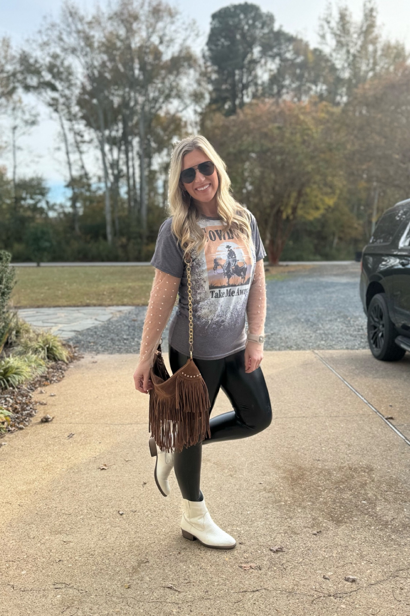 Nashville Day Outfit 👆🏼



#LTKmidsize #LTKfindsunder50 #LTKstyletip