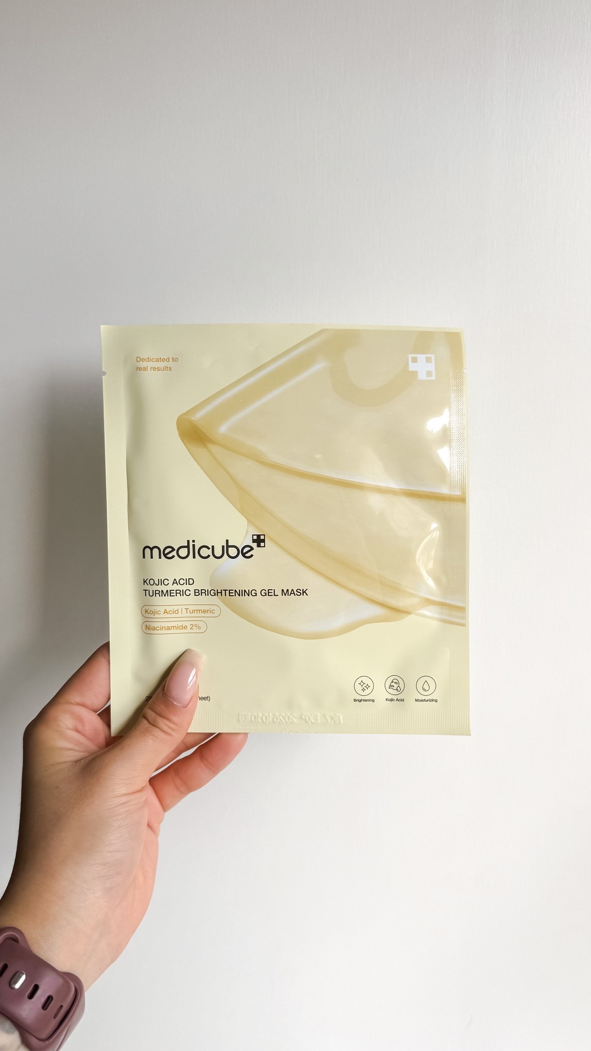 💛 💛

—

#kbeauty #kbeautyaddict #skincare #medicube #skincarecommunity #koreanskincareproducts 

#LTKFindsUnder50 #LTKBeauty #LTKFindsUnder100