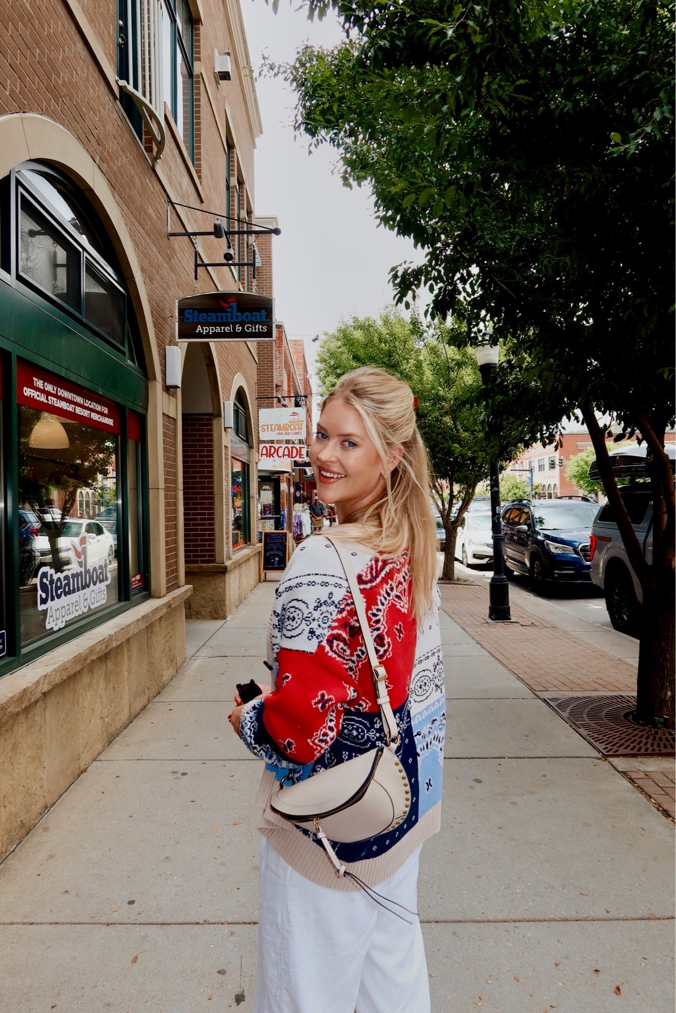 Paisley summer in steamboat

Sweater: Max Mara 
Linen pants: Abercrombie
Tank: Abercrombie
Bag: Isabel Marant 

Casual ootd, outfit inspo, comfy, sweater weather, boho

#LTKgrwm #LTKootd #LTKTall