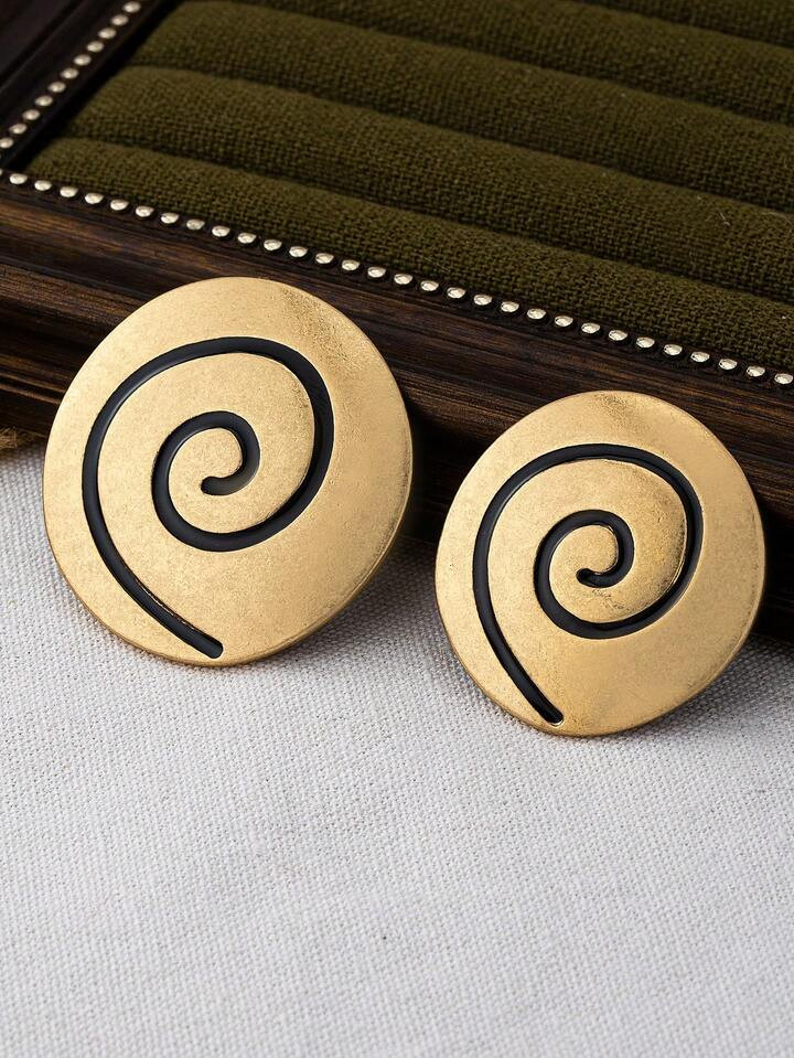 One Golden Large Round Biscuit Shaped Unique Alloy Women Brooch With Textured Surface | SHEIN