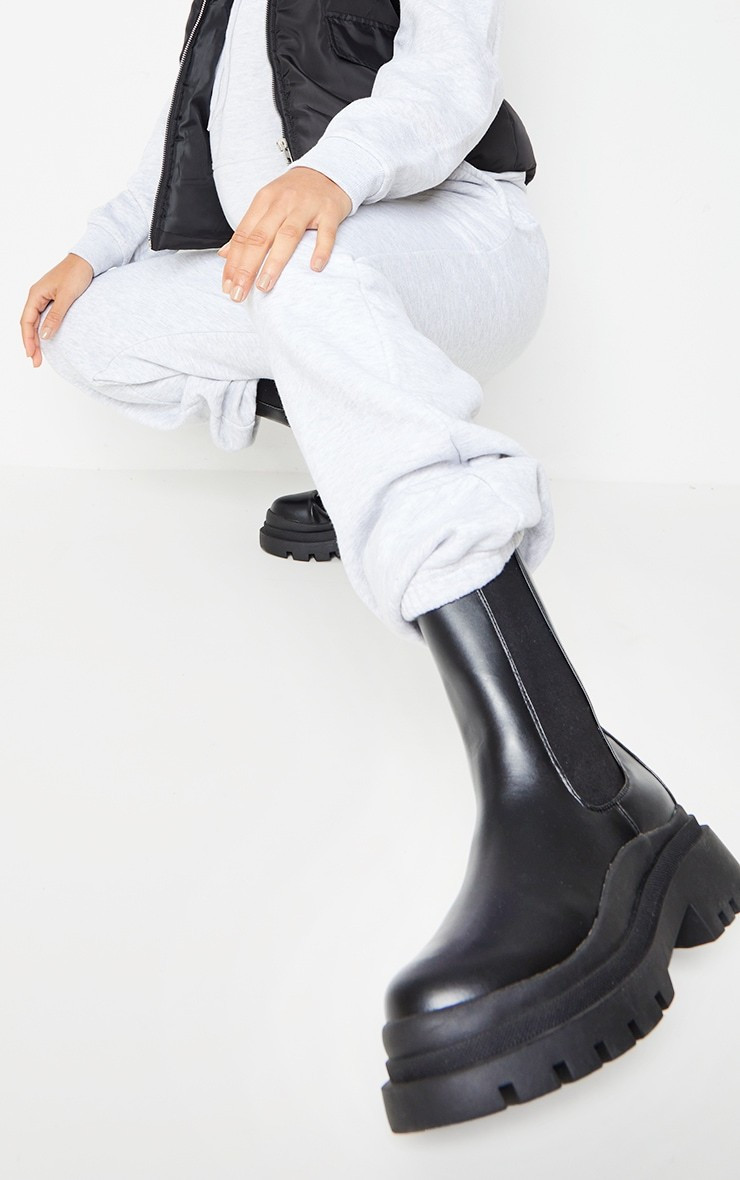 Black  PU Chelsea Ankle Boots | PrettyLittleThing US