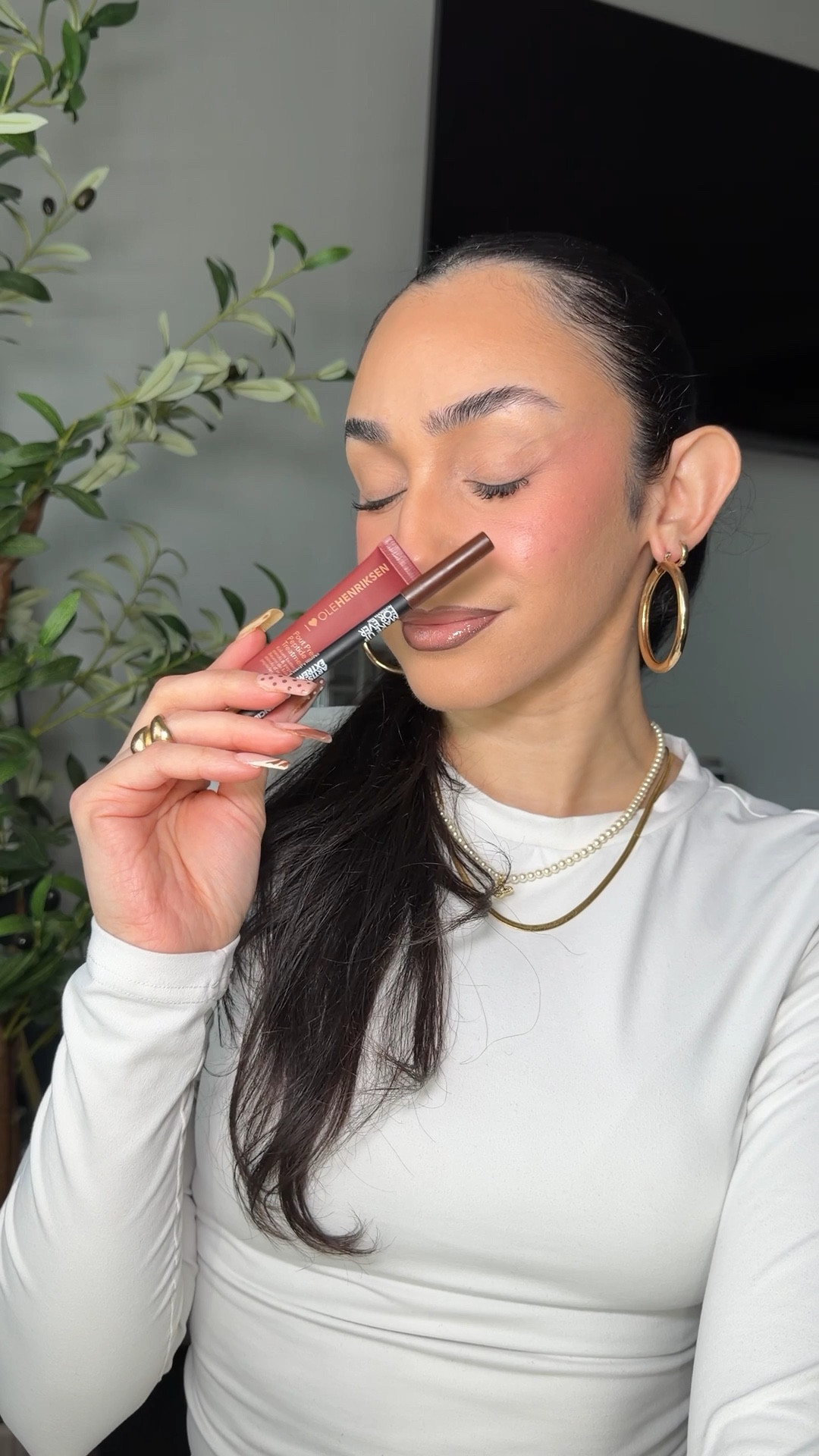 It’s an iconic lip combo - makeup forever limitless brown liner paired with Ole Henriksen hydrating peptide lip treatment in cocoa creme 

#LTKBeauty #LTKgrwm