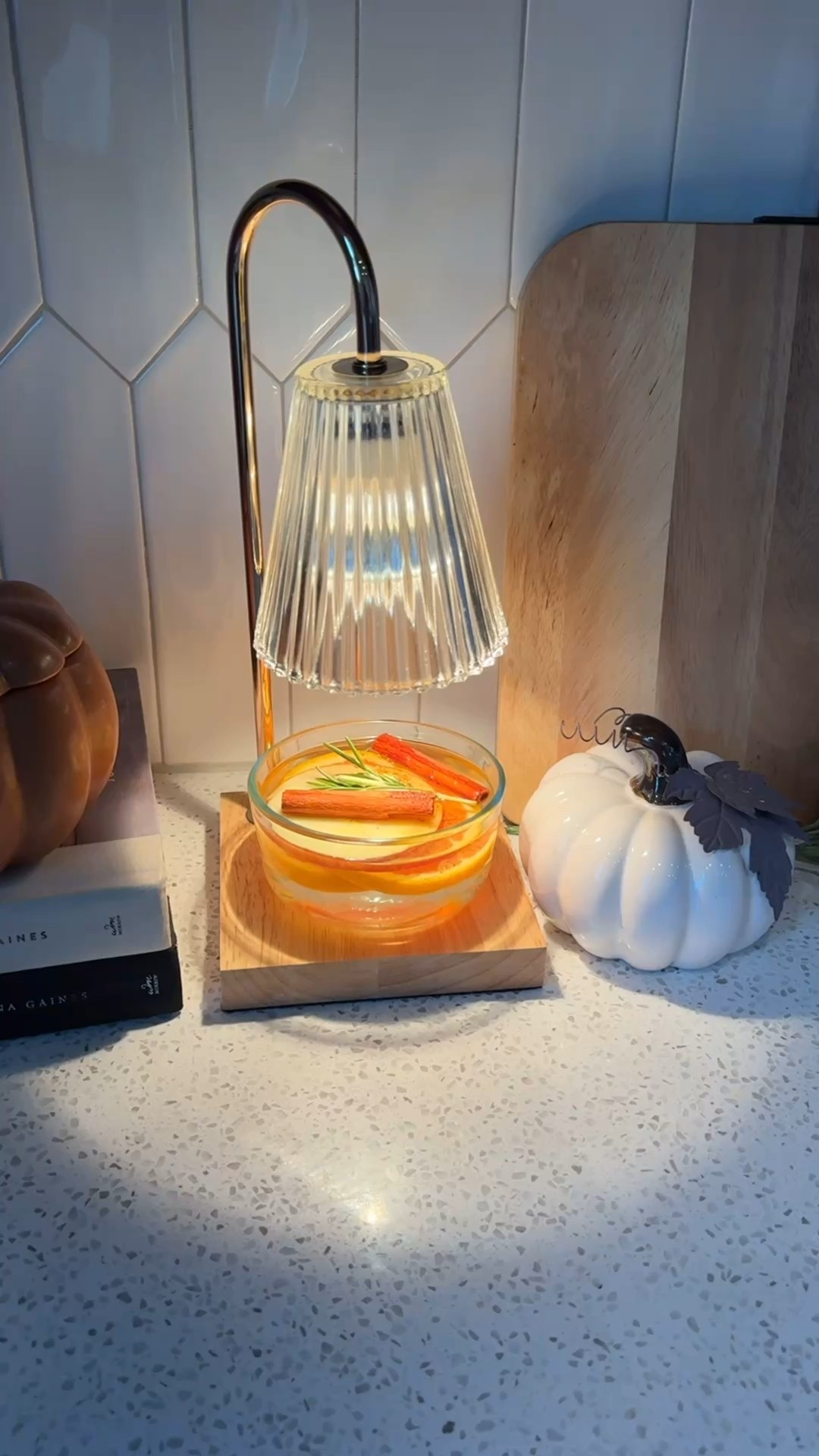 Fall summer pot candle warmer 

#candlewarmer #simmerpot #candle #magnolia #fall #fallscents #pumpkin 

#LTKFamily #LTKHome #LTKSeasonal