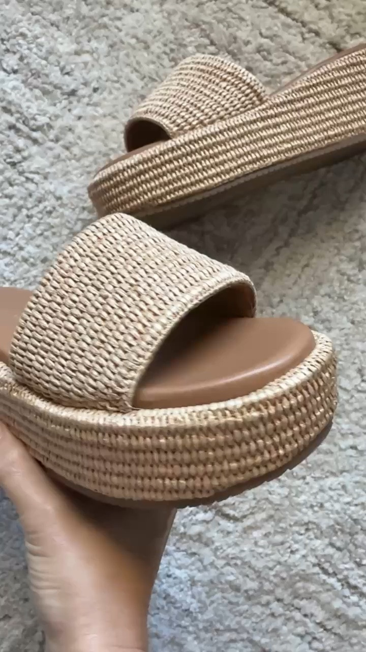 Platform sandals
Sandals 

#LTKSeasonal #LTKFestival #LTKdayinmylife