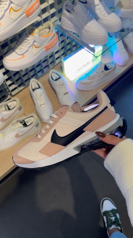Best selling Nike Air Max sneakers from earlier this year are back in a very similar color 😍 Nike usually runs a tad small but I got my normal size & they fit great! 

Nike Sneakers, Nike Fashion, Trending Styles 

#LTKSeasonal #LTKU #LTKshoecrush