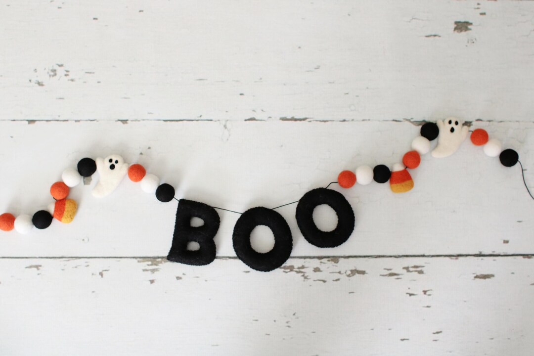 Halloween Garland, Halloween Banner, Ghost Banner, Ghost Garland, Felt Ghost, Halloween Felt Ball... | Etsy (US)