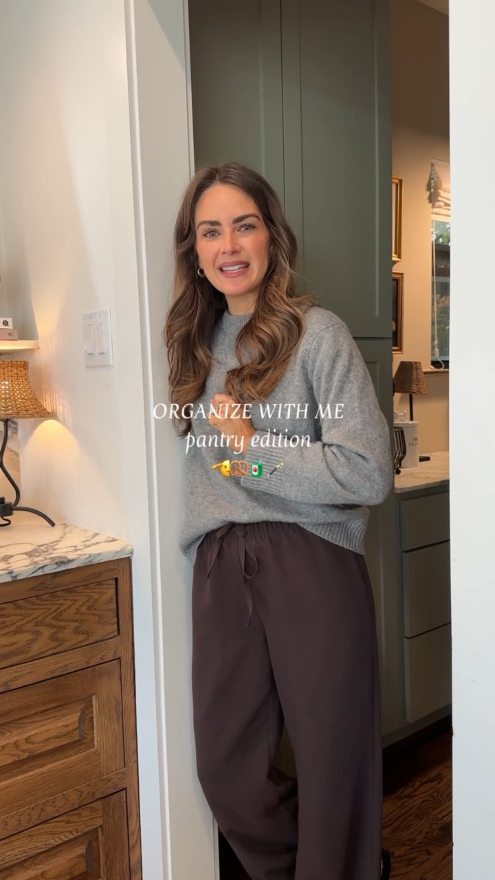 ORGANIZE WITH ME ✨ pantry edition 

I've been so excited to get things organized and decluttered it's SO satisfying!



#LTKdayinmylife #LTKmomlife #LTKHome