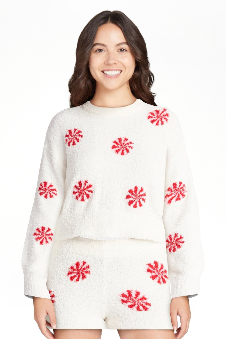 No Boundaries Christmas Plush Sweater and Shorts Set, 2-Piece, Women’s | Walmart (US)