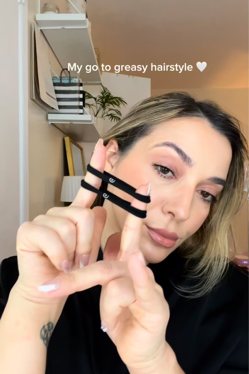 Greasy hairstyle 🎀🤍


#LTKFindsUnder50 #LTKBeauty #LTKStyleTip