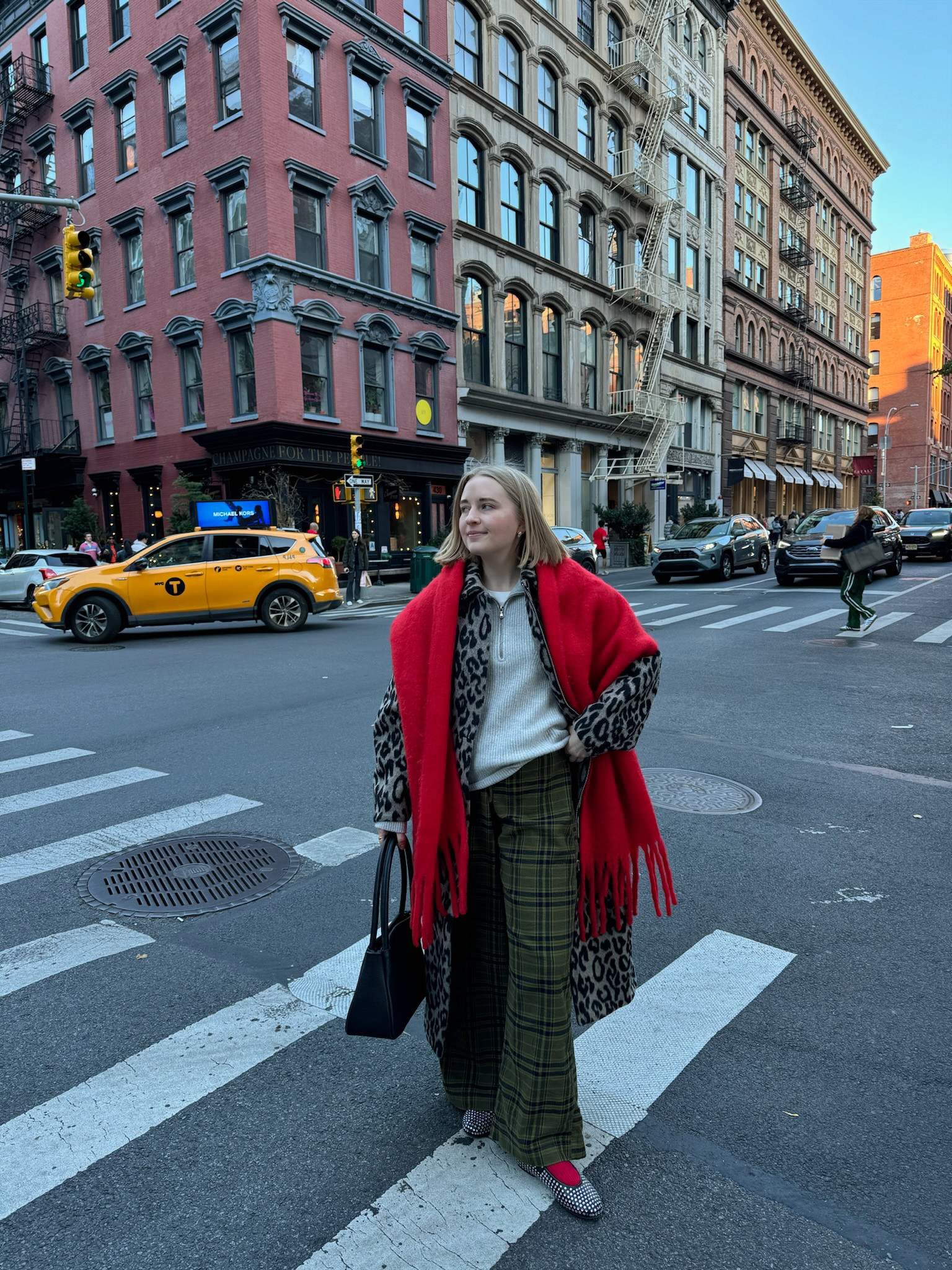 leaning into the olive green and red for the season ❤️🫒✨